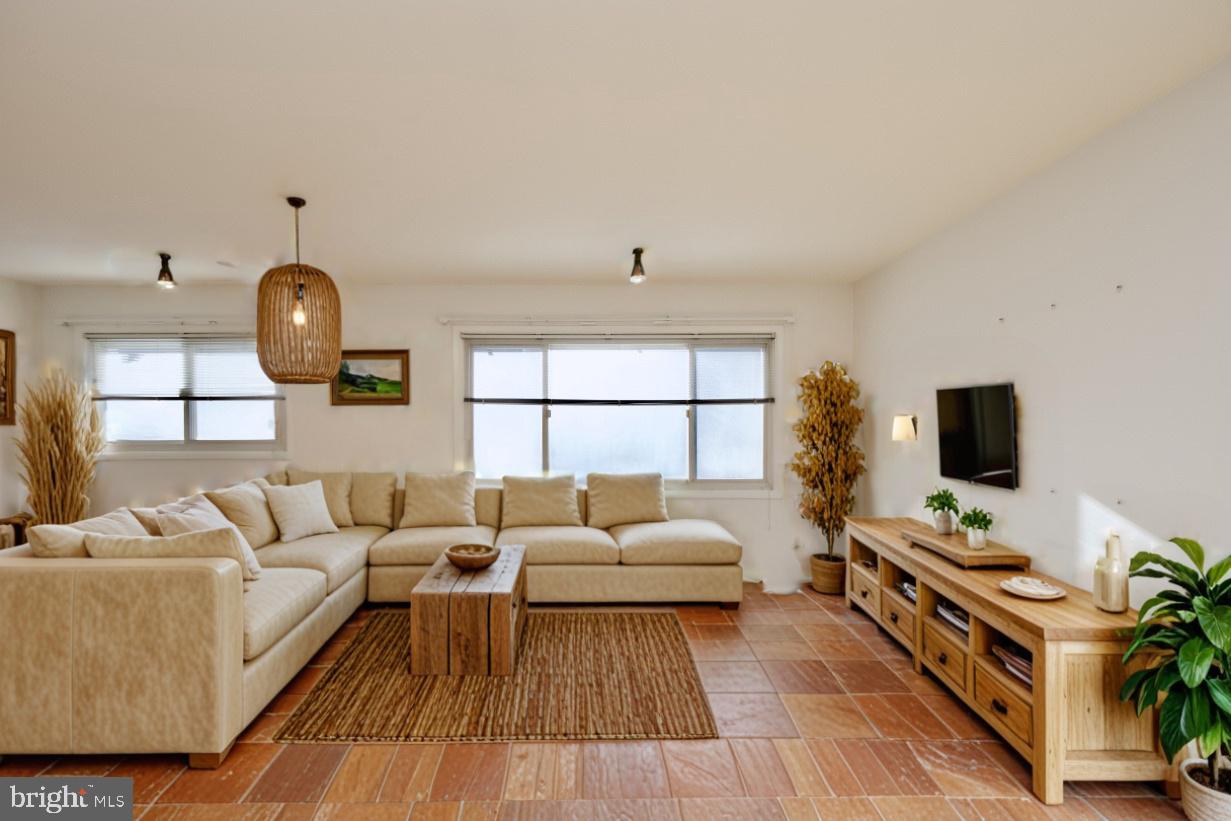 DUNN LORING WOODS - Residential