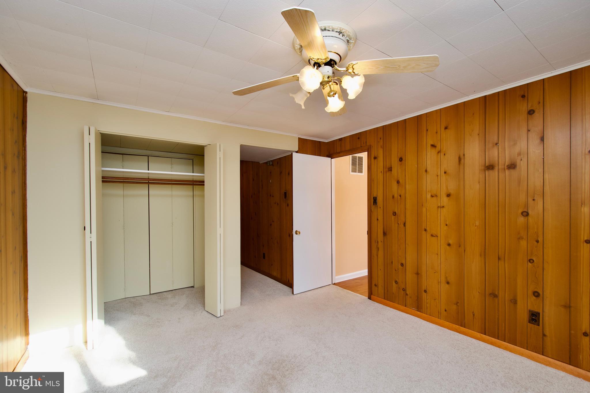 DUNN LORING WOODS - Residential