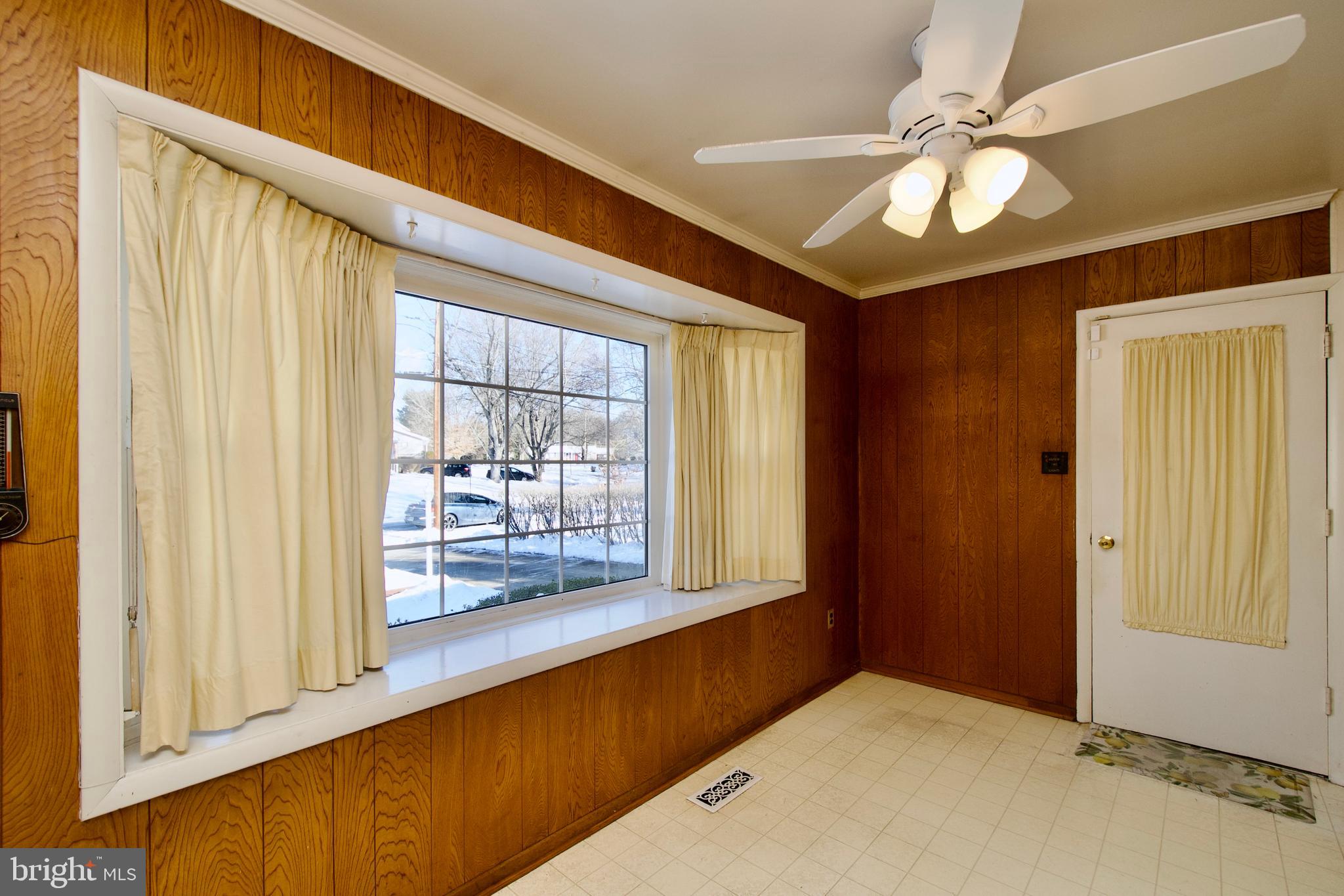 DUNN LORING WOODS - Residential