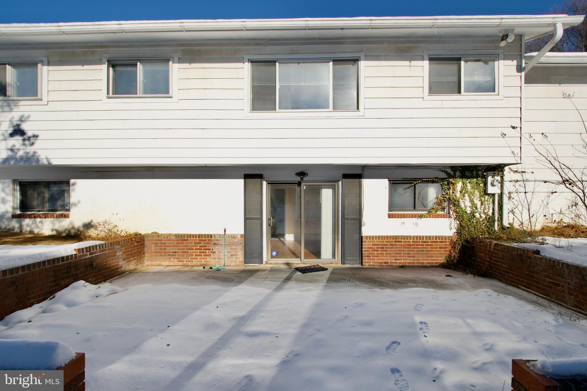 DUNN LORING WOODS - Residential