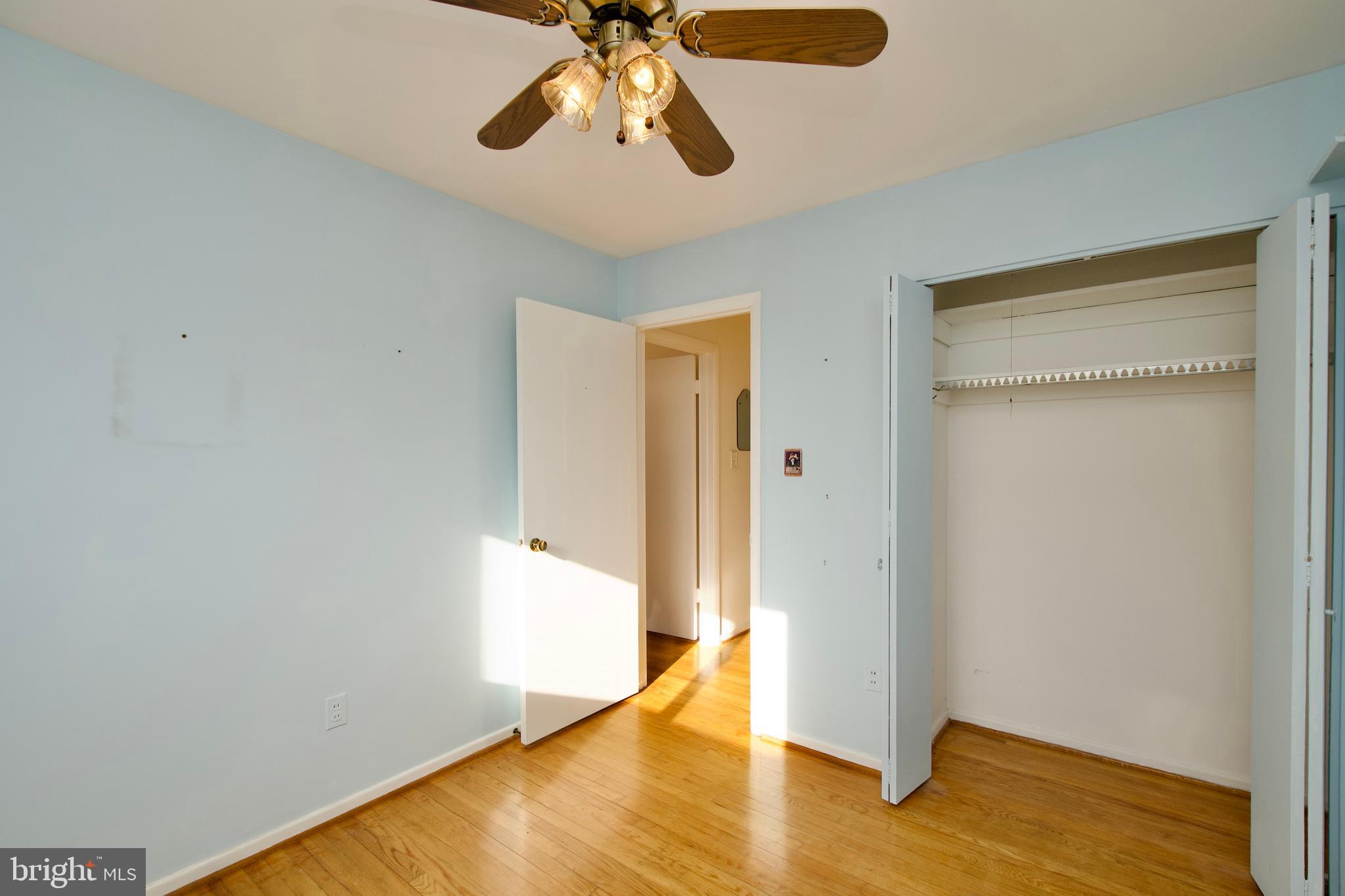 DUNN LORING WOODS - Residential