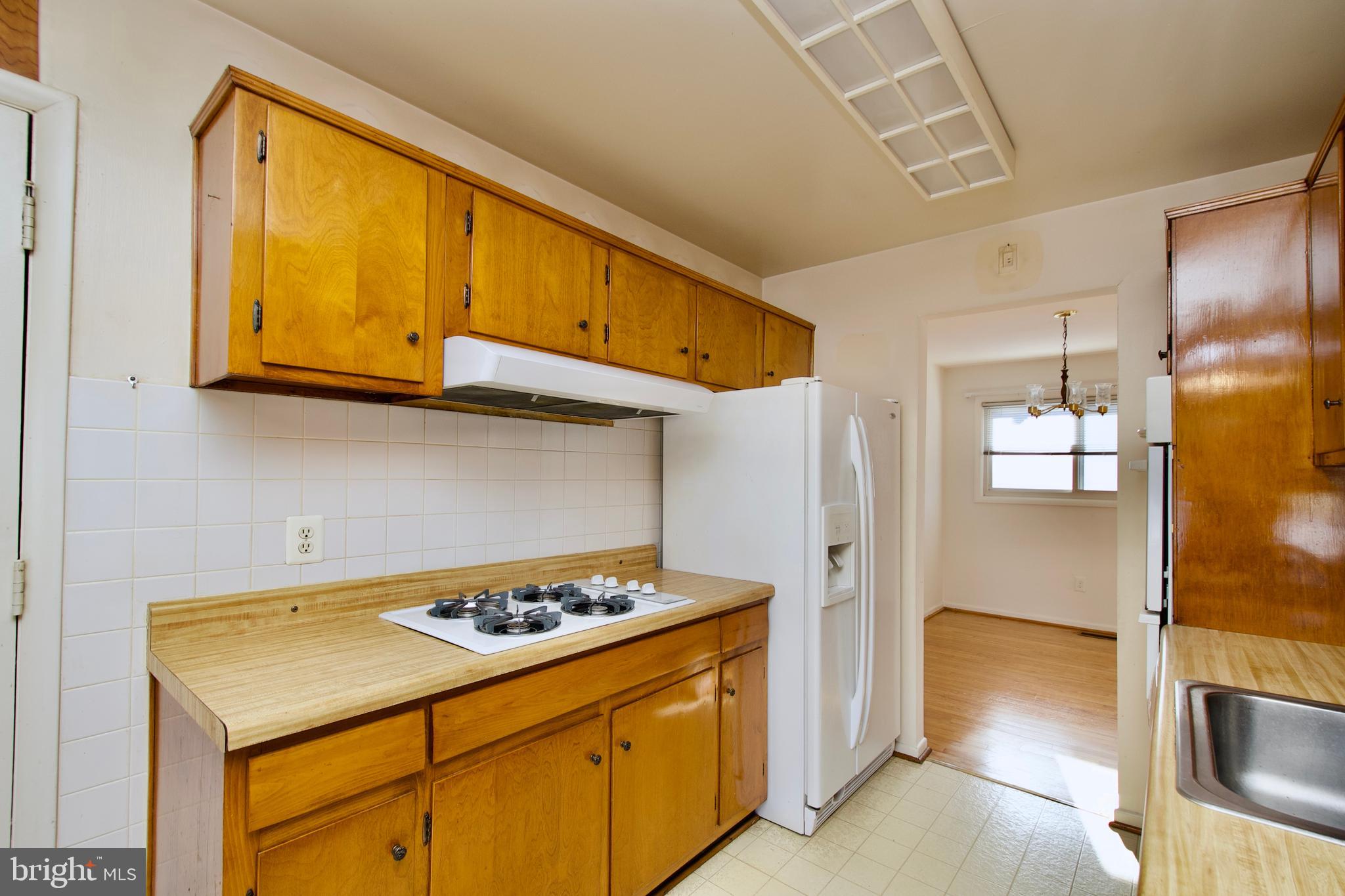 DUNN LORING WOODS - Residential