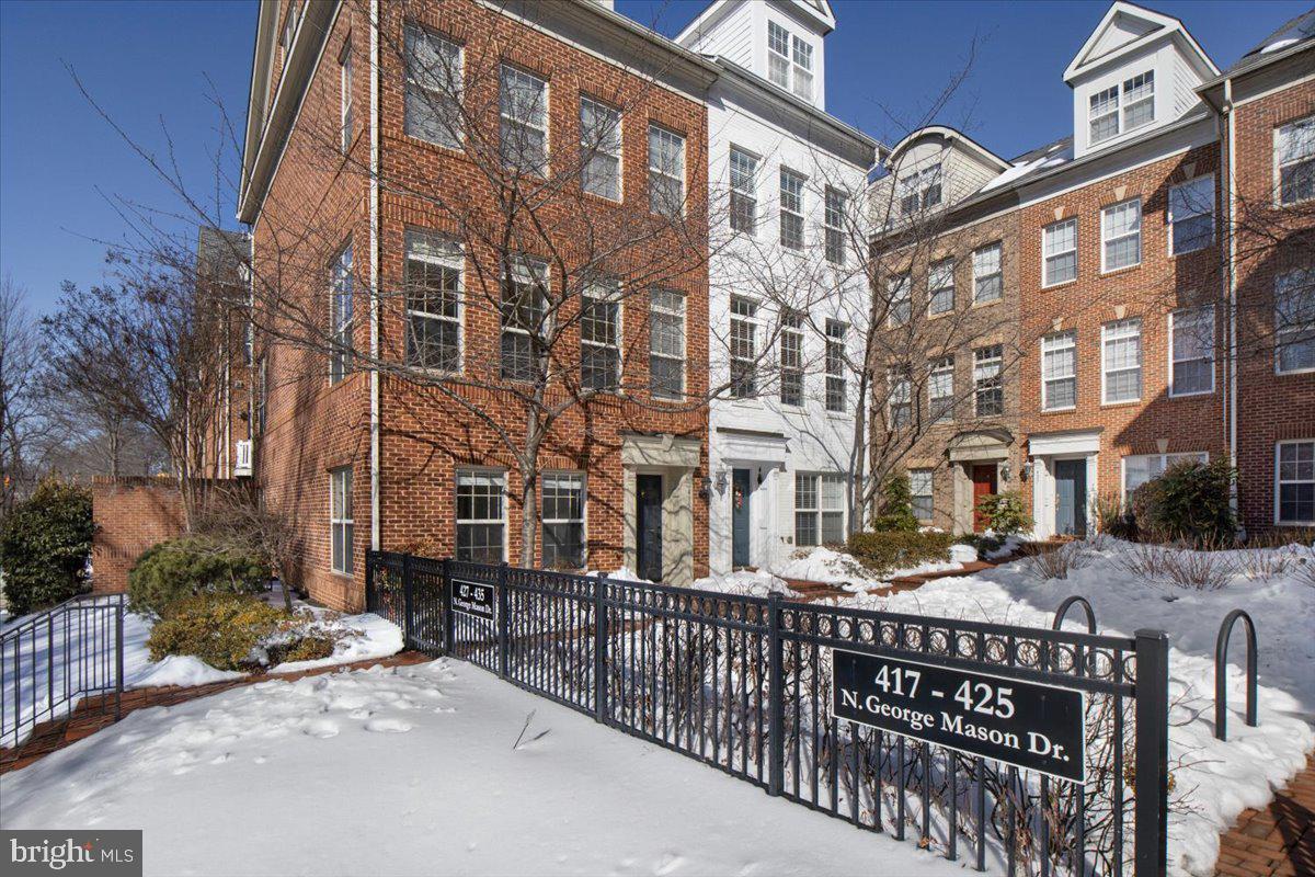 435 N GEORGE MASON DRIVE