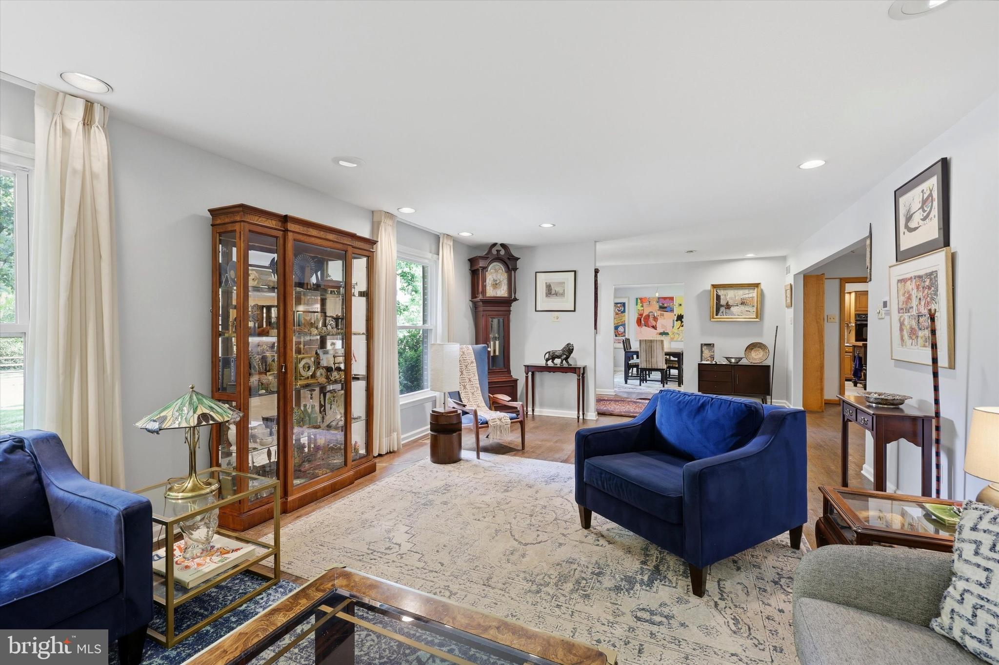 2045 WALLER DRIVE