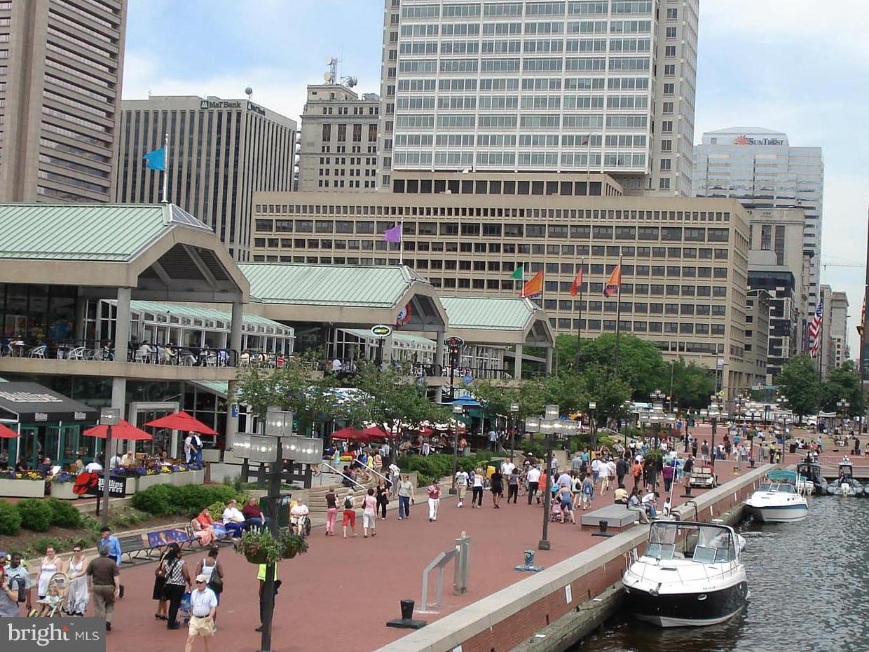 CREEKSIDE VILLAGE - Residential