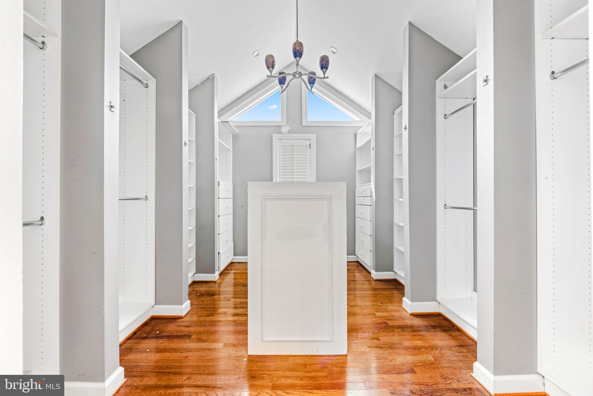 HUNTINGTON - Residential Lease