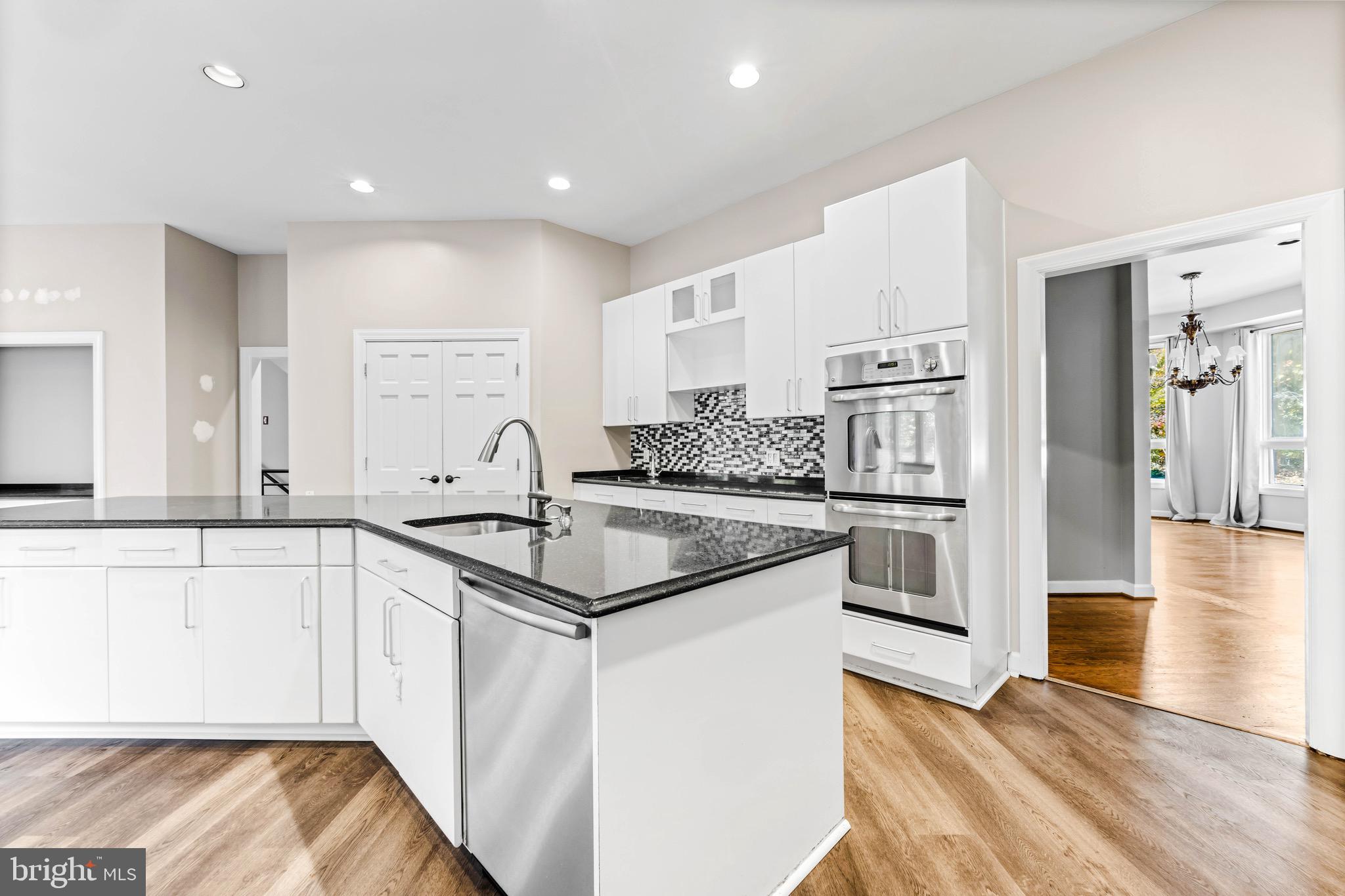 HUNTINGTON - Residential Lease