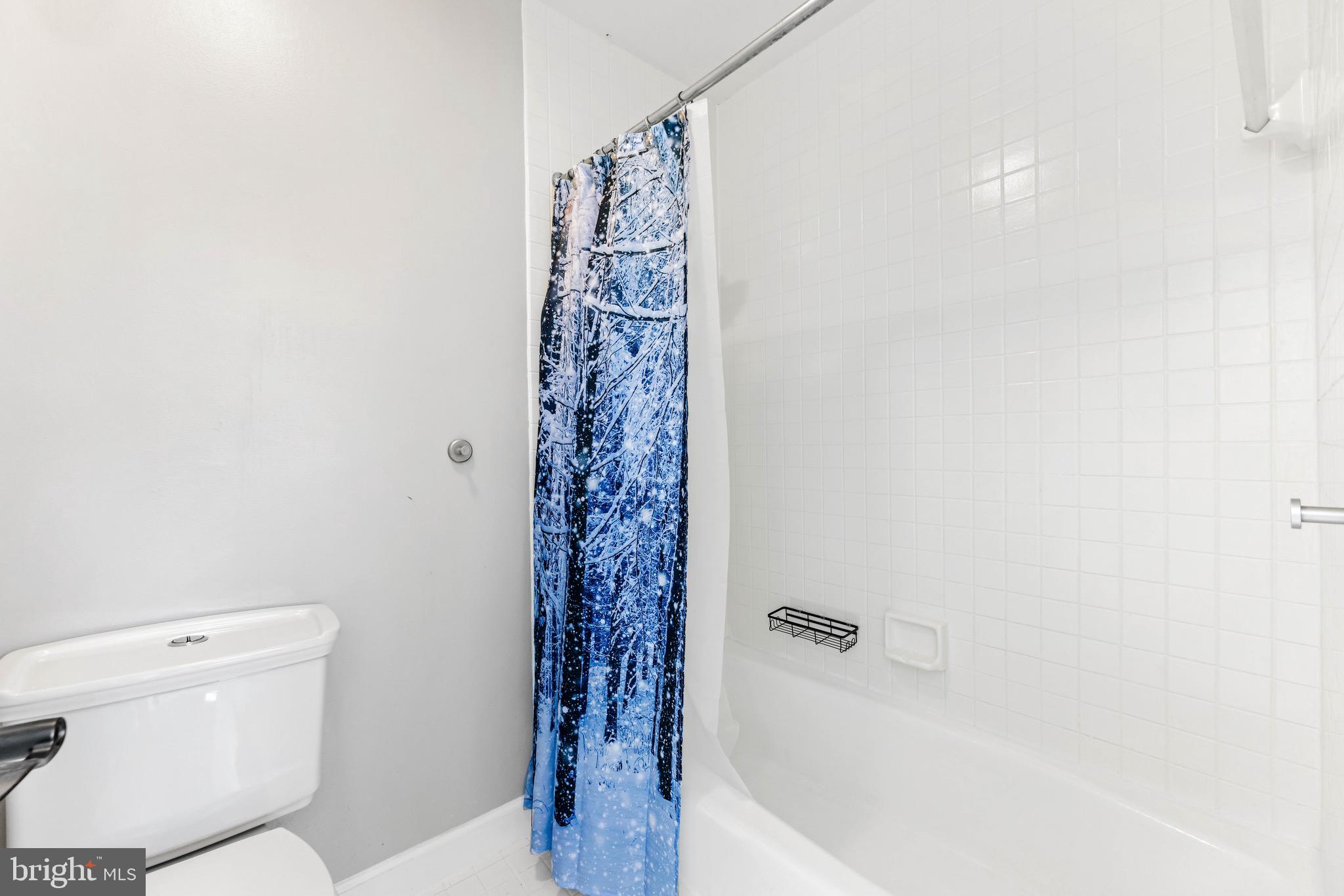 HUNTINGTON - Residential Lease