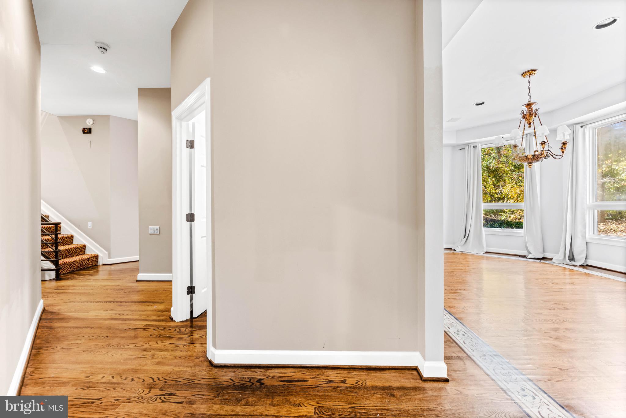 HUNTINGTON - Residential Lease