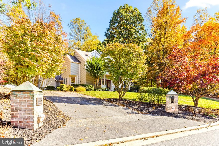 Ready for occupancy for this 5 bedroom contemporary house in beautiful Huntington.  This large home features 3 finished levels for maximum space.  Large bedrooms throughout, many with en-suite baths including the large primary with an amazing walk-in closet system as well as 2nd level loft.  3 car garage parking.  Extensive outdoor space that backs to trees for plenty of privacy.   Apply today and be in your house before the holidays.