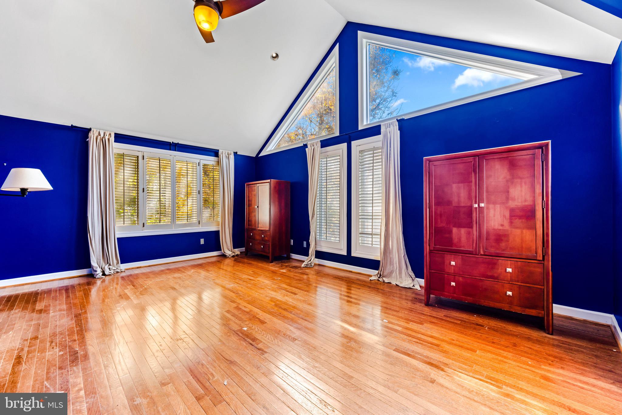 HUNTINGTON - Residential Lease