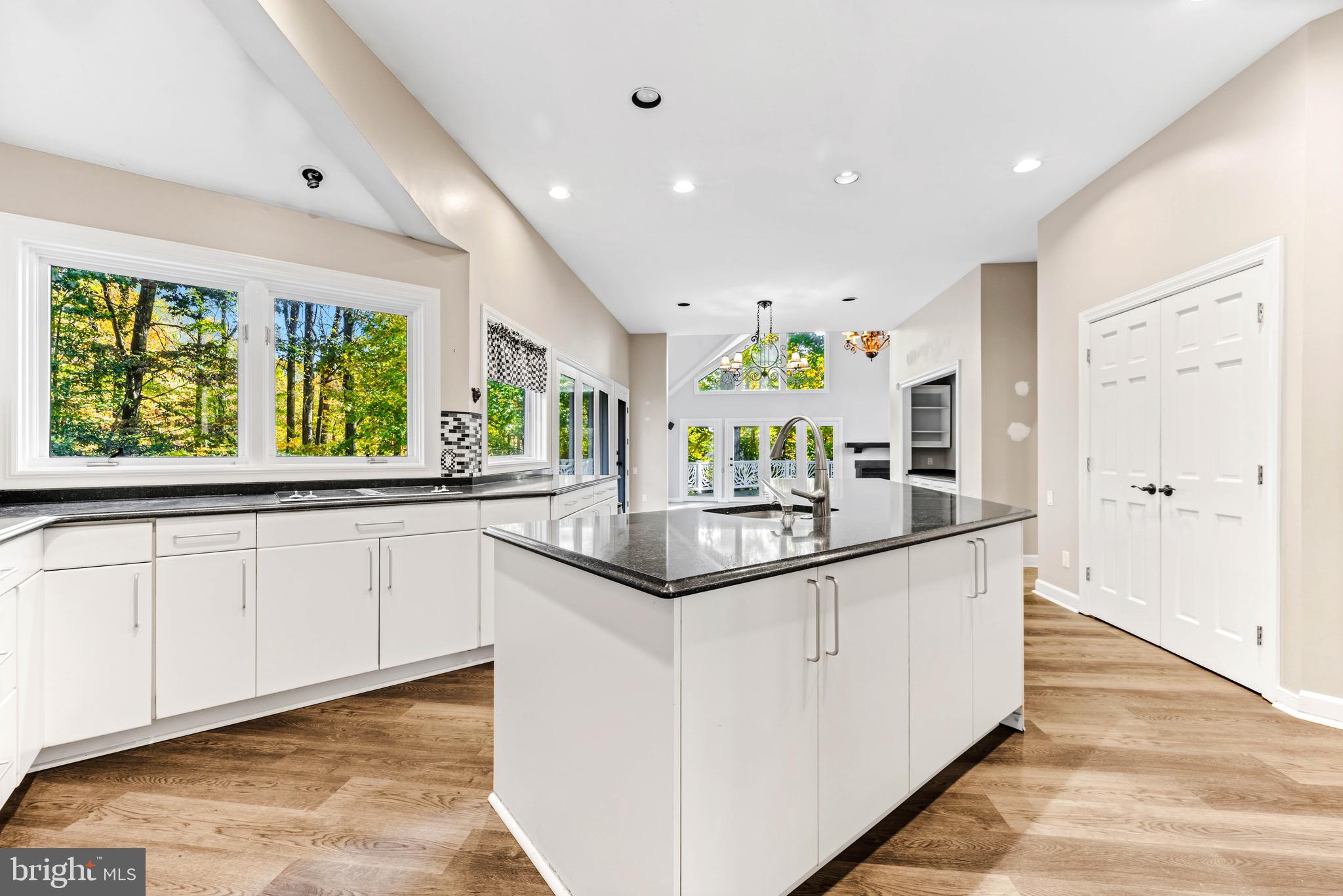 HUNTINGTON - Residential Lease