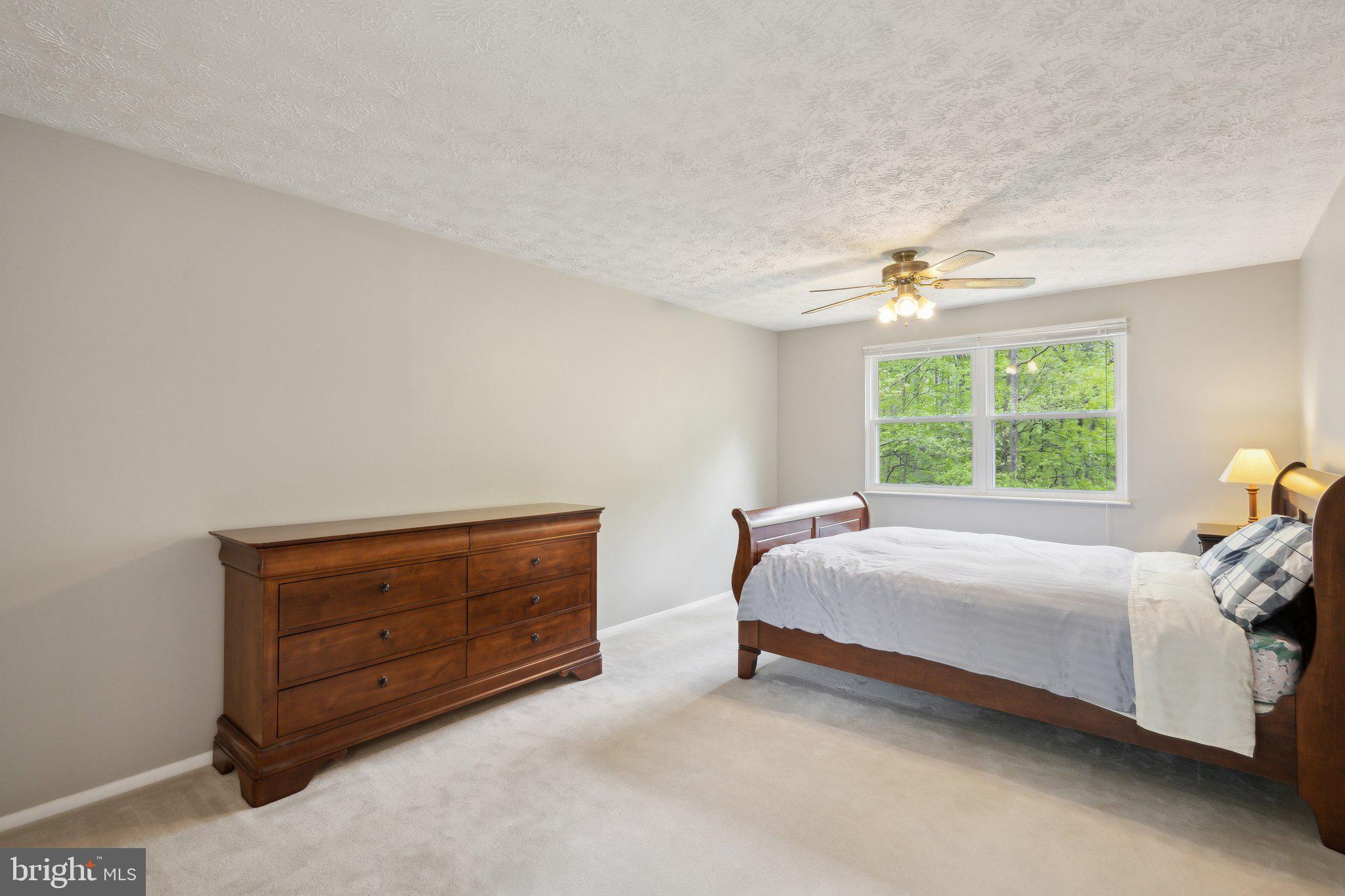 ORANGE HUNT ESTATES WEST - Residential