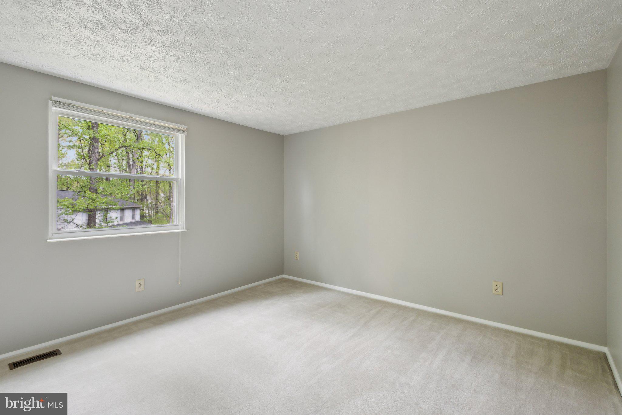 ORANGE HUNT ESTATES WEST - Residential