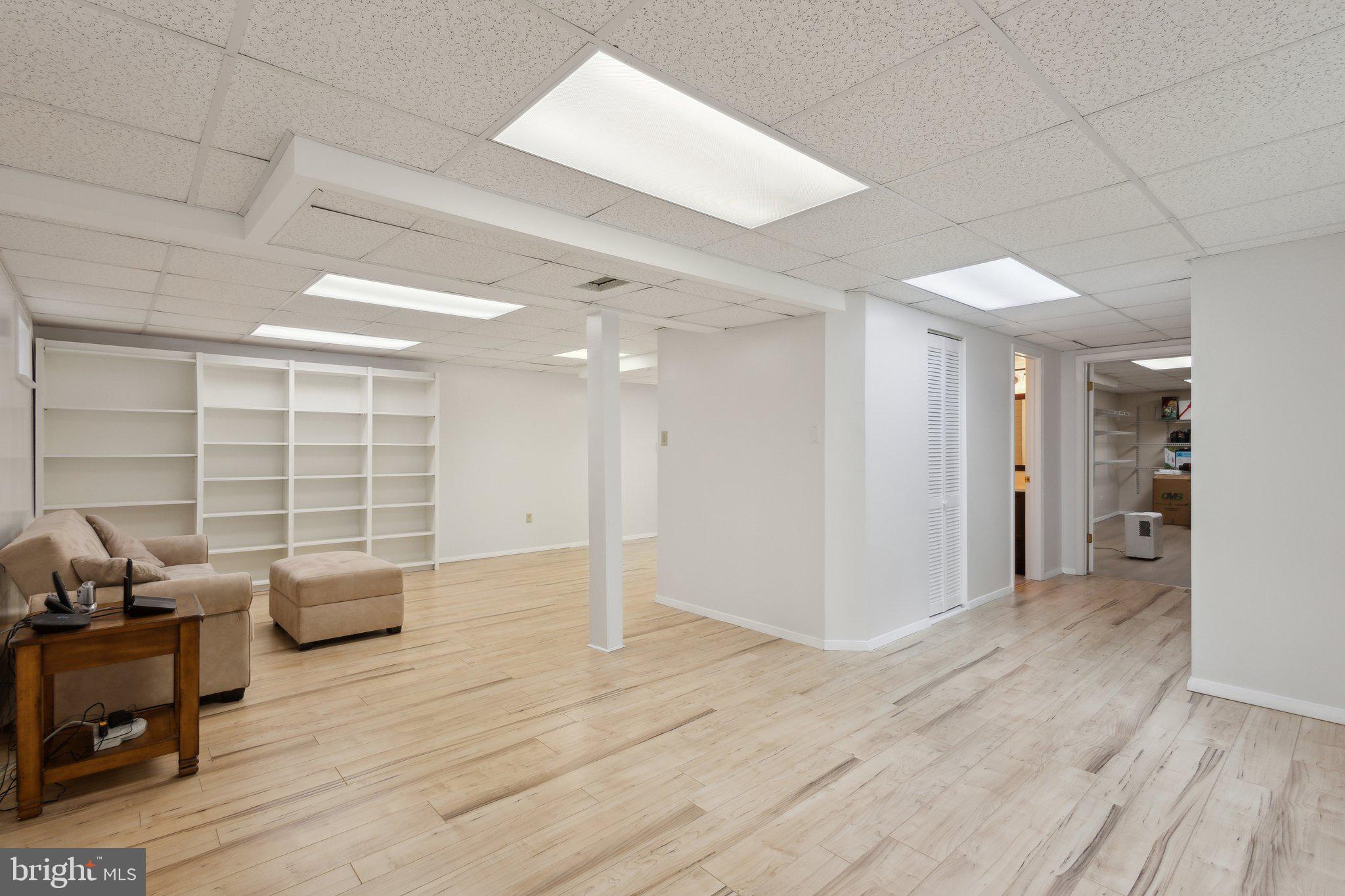 ORANGE HUNT ESTATES WEST - Residential