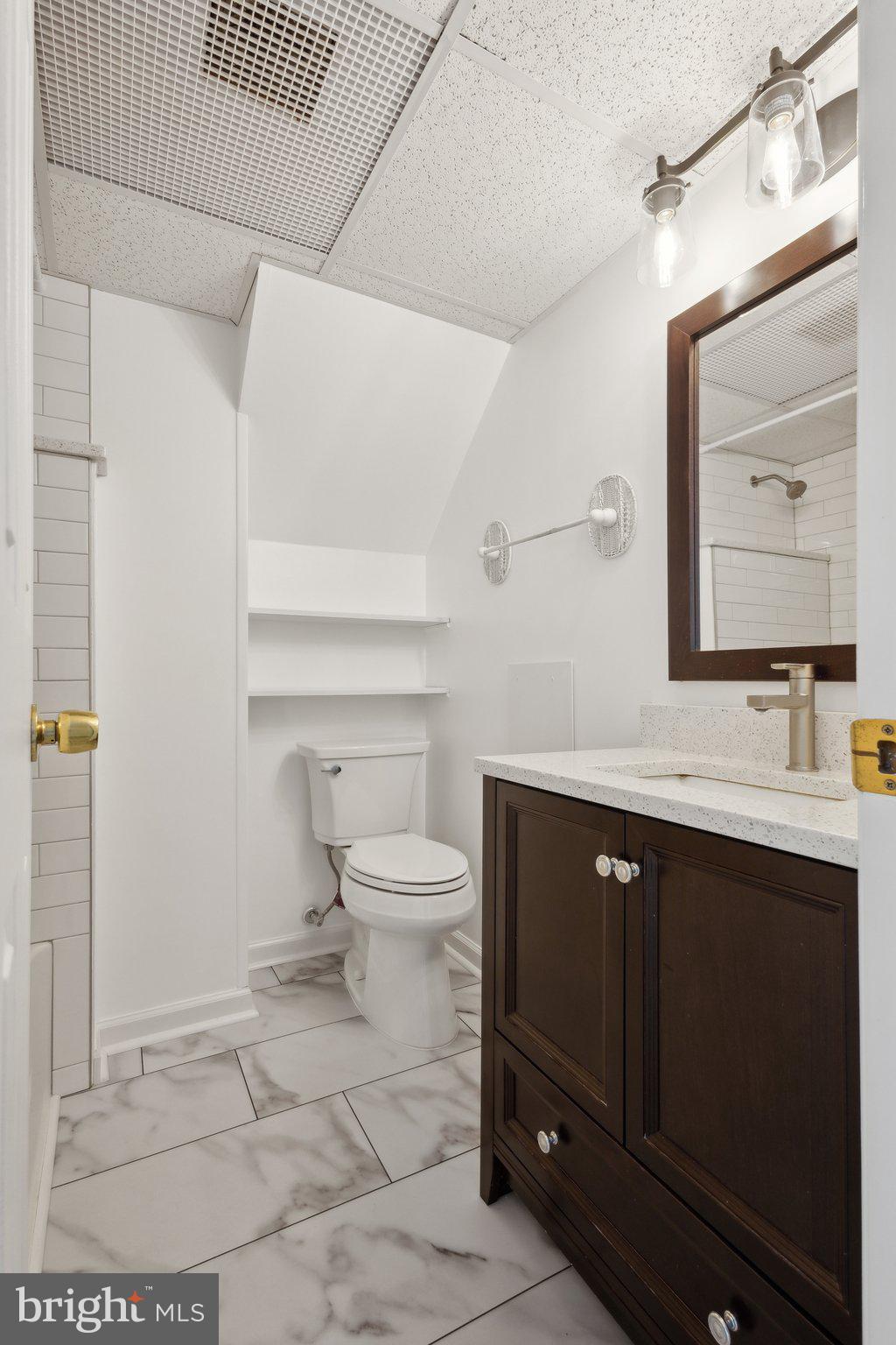 ORANGE HUNT ESTATES WEST - Residential