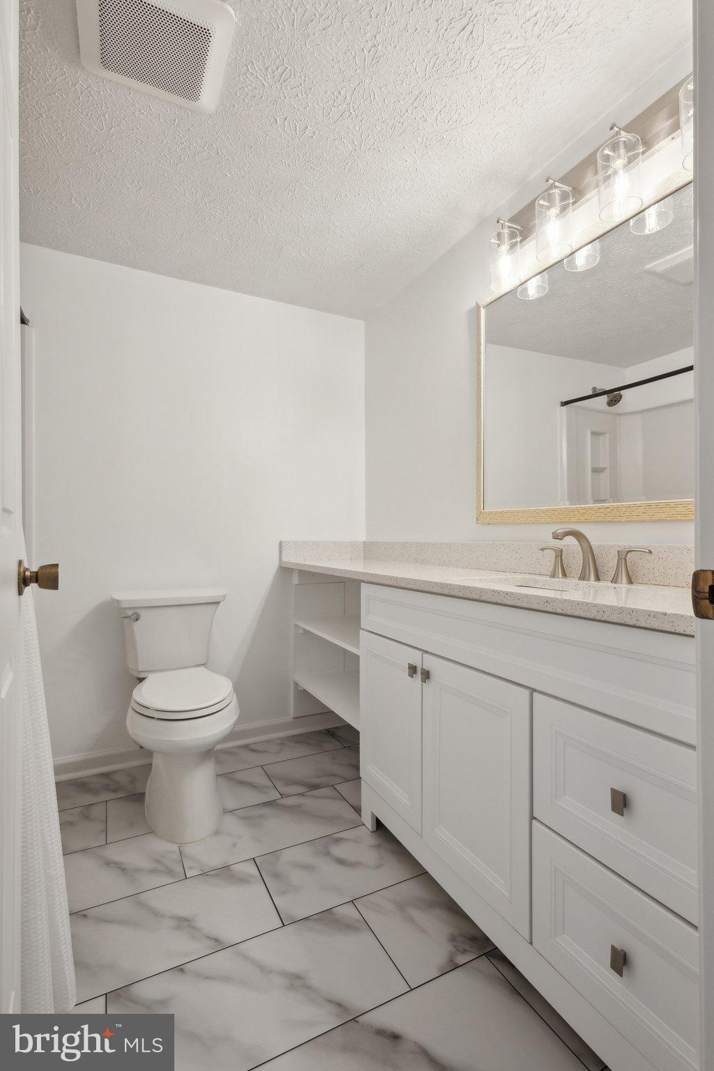 ORANGE HUNT ESTATES WEST - Residential