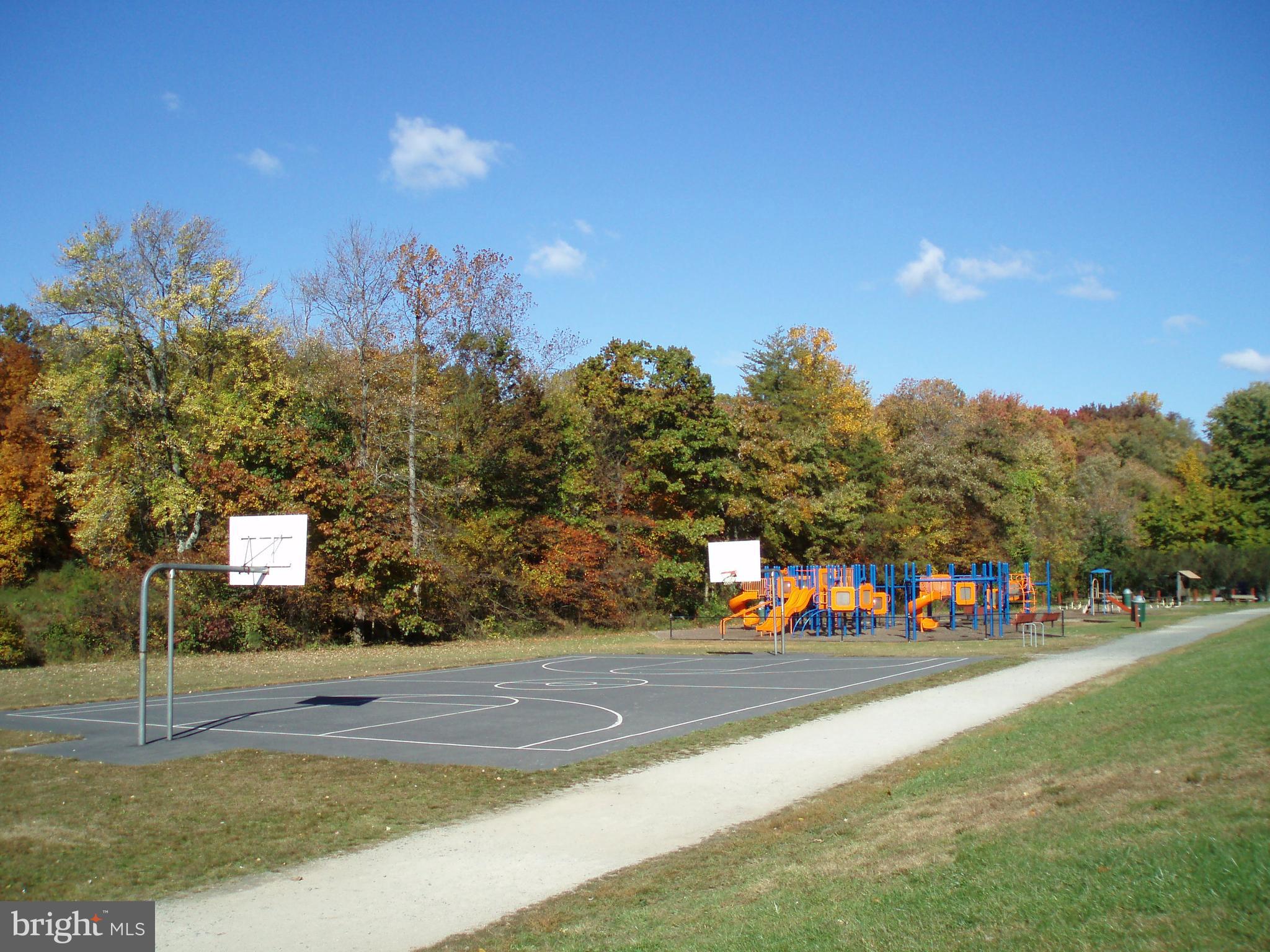 KINGS PARK WEST - Residential