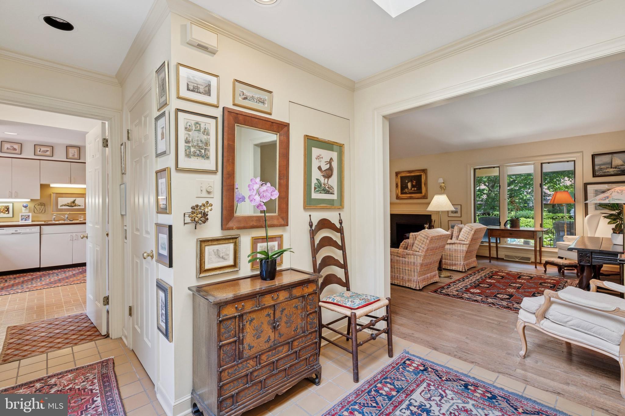 7 EQUESTRIAN LANE
