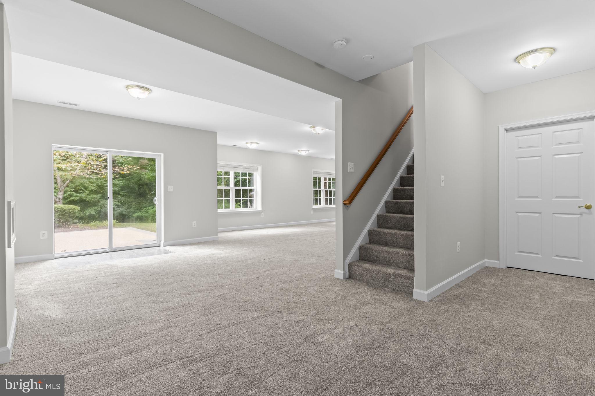 PLUM POINT WOODS - Residential