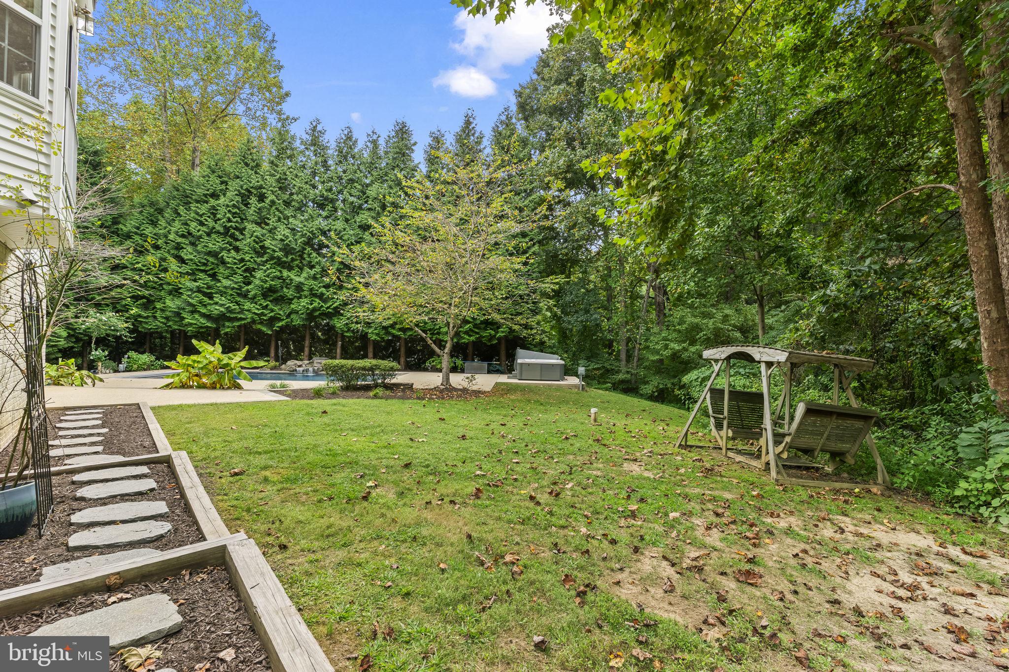 PLUM POINT WOODS - Residential