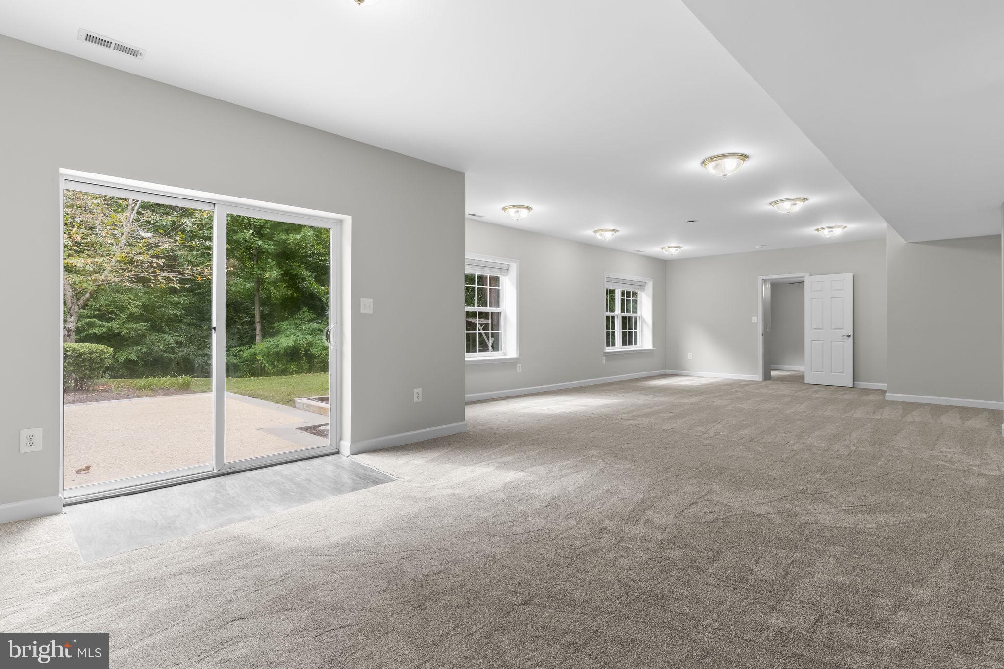 PLUM POINT WOODS - Residential