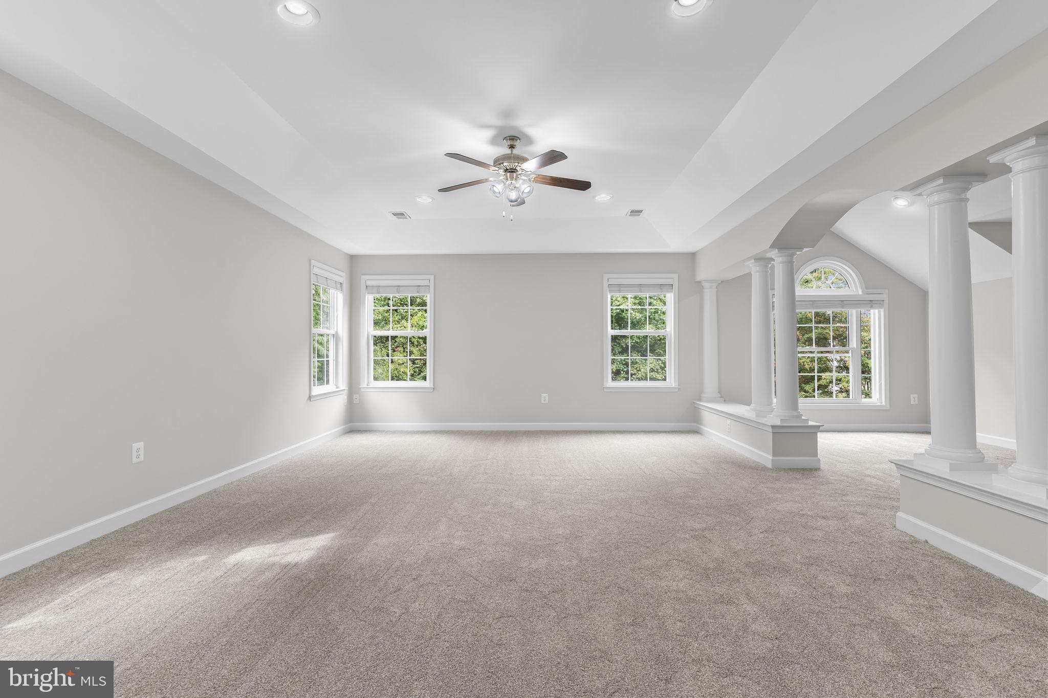 PLUM POINT WOODS - Residential