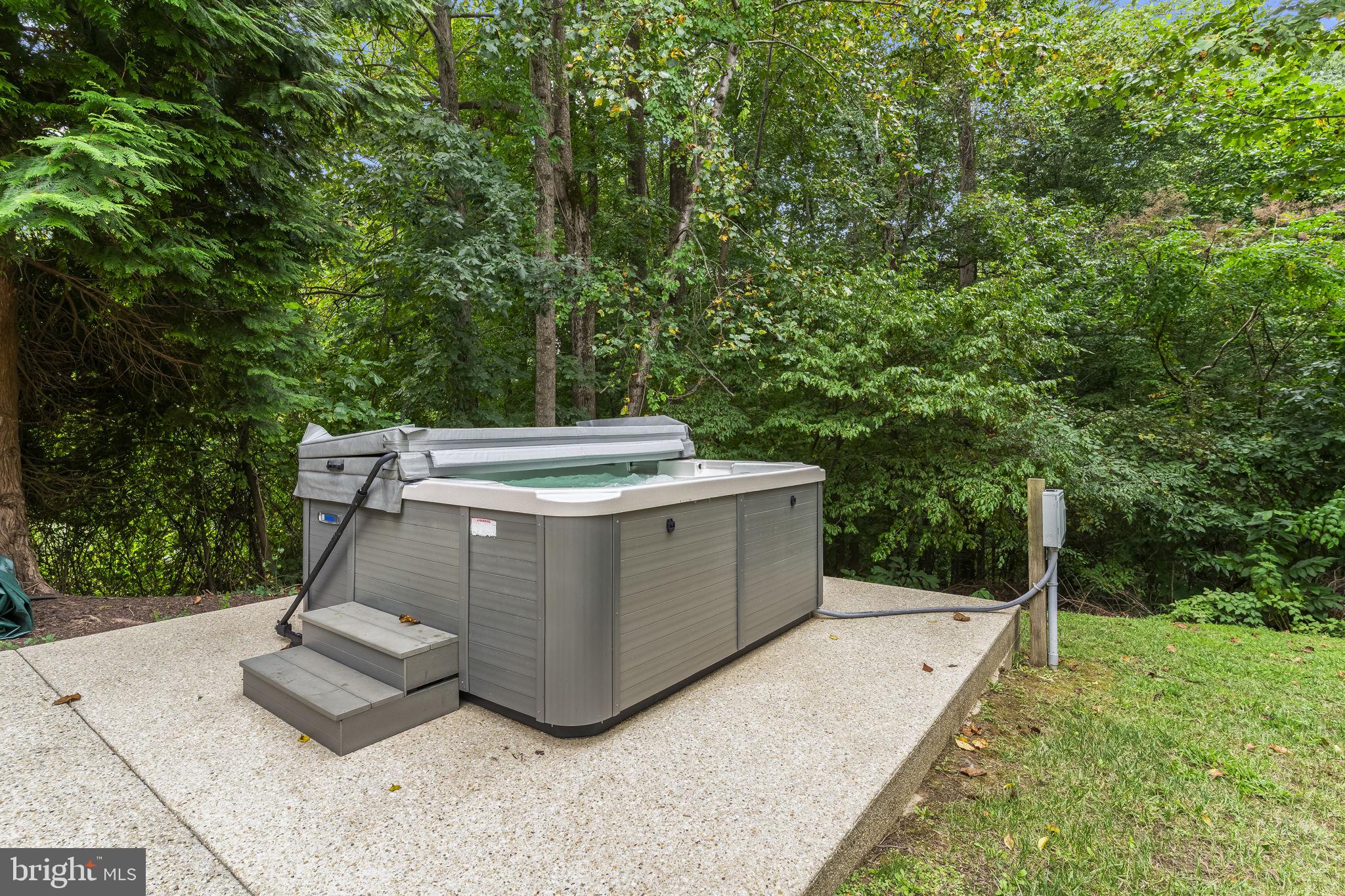 PLUM POINT WOODS - Residential