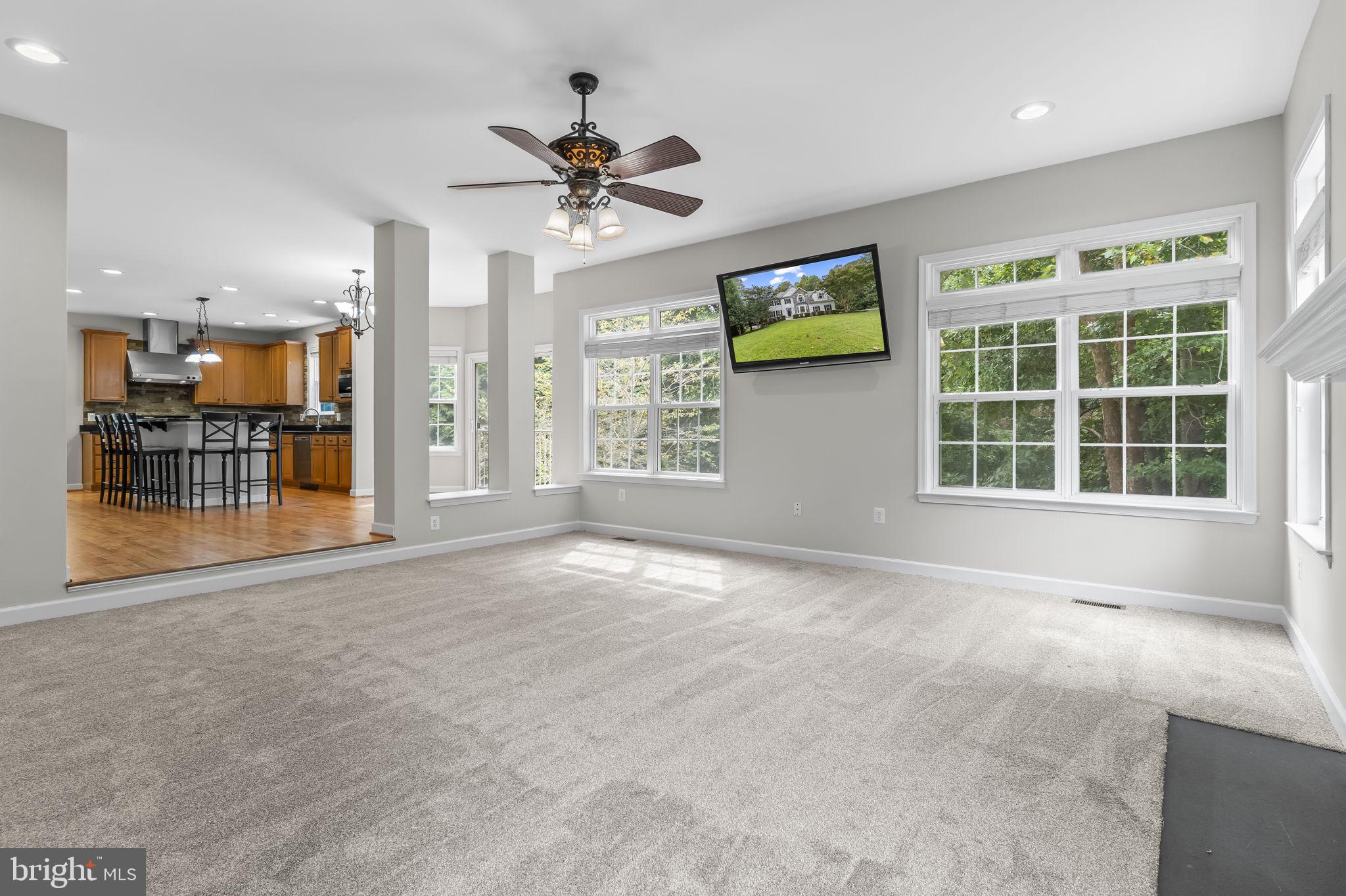 PLUM POINT WOODS - Residential