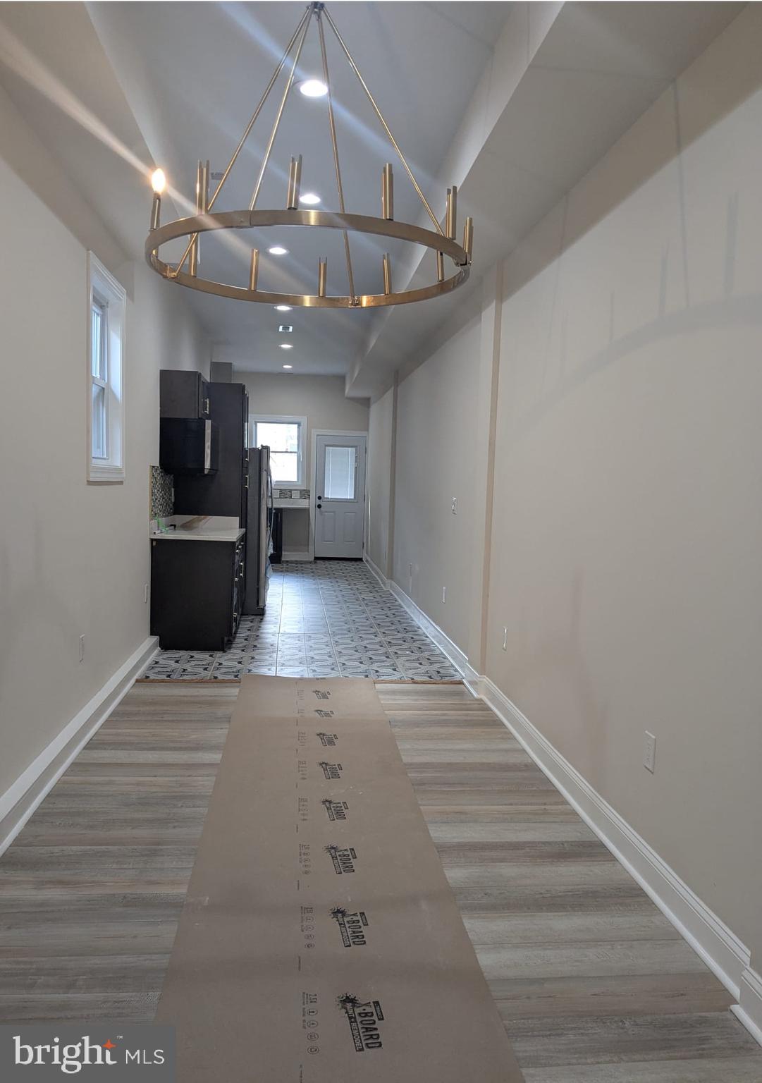 LITTLE ITALY - Residential Lease