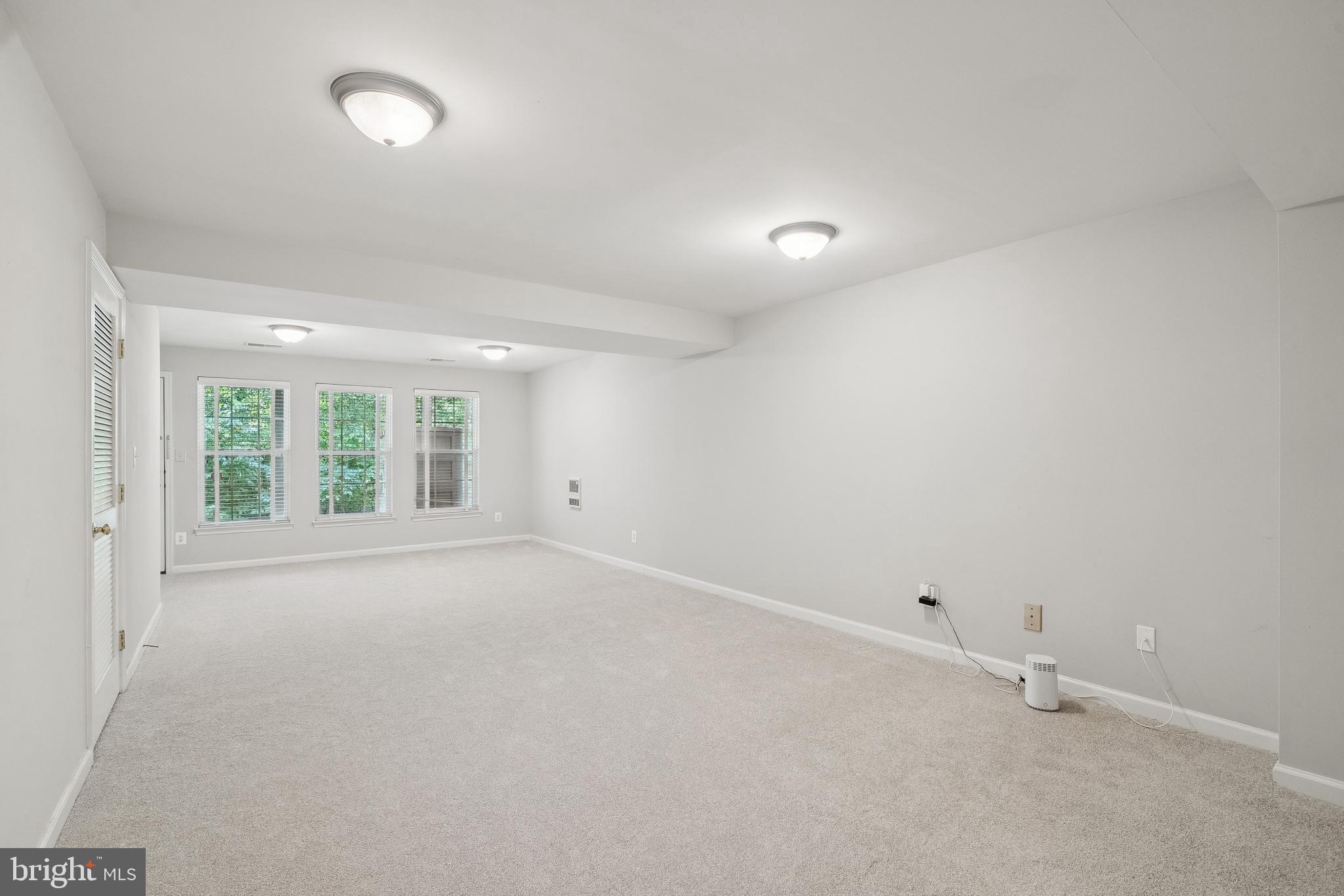 MCNAIR FARMS LANDBAY - Residential