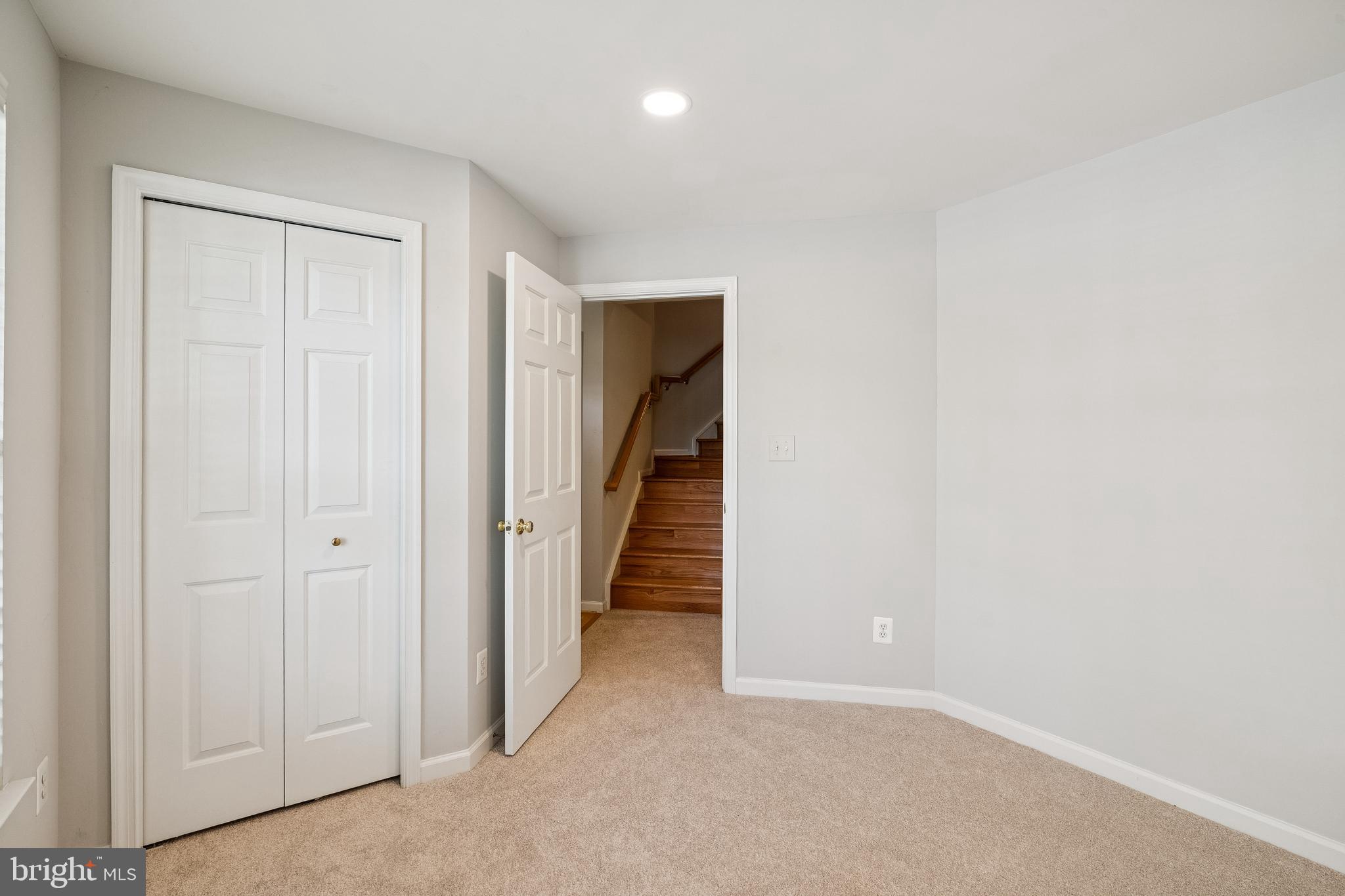 MCNAIR FARMS LANDBAY - Residential