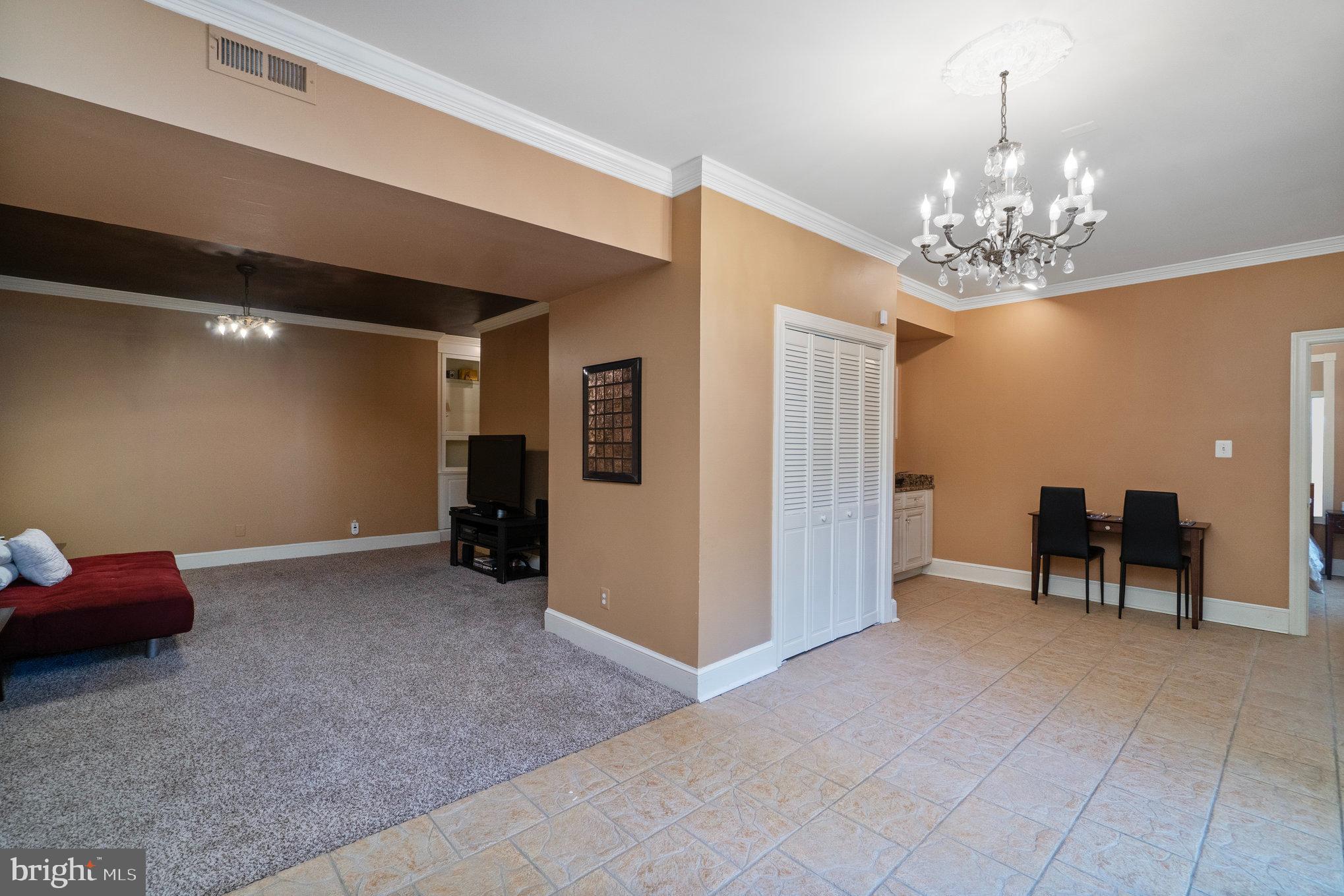 OAKTON - Residential