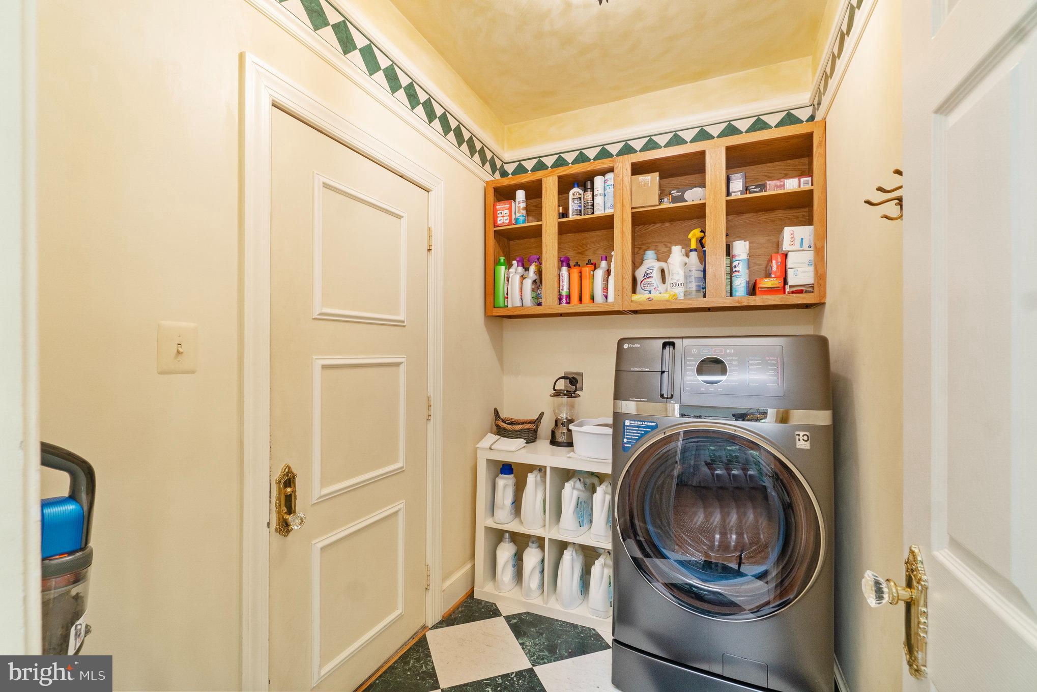 OAKTON - Residential