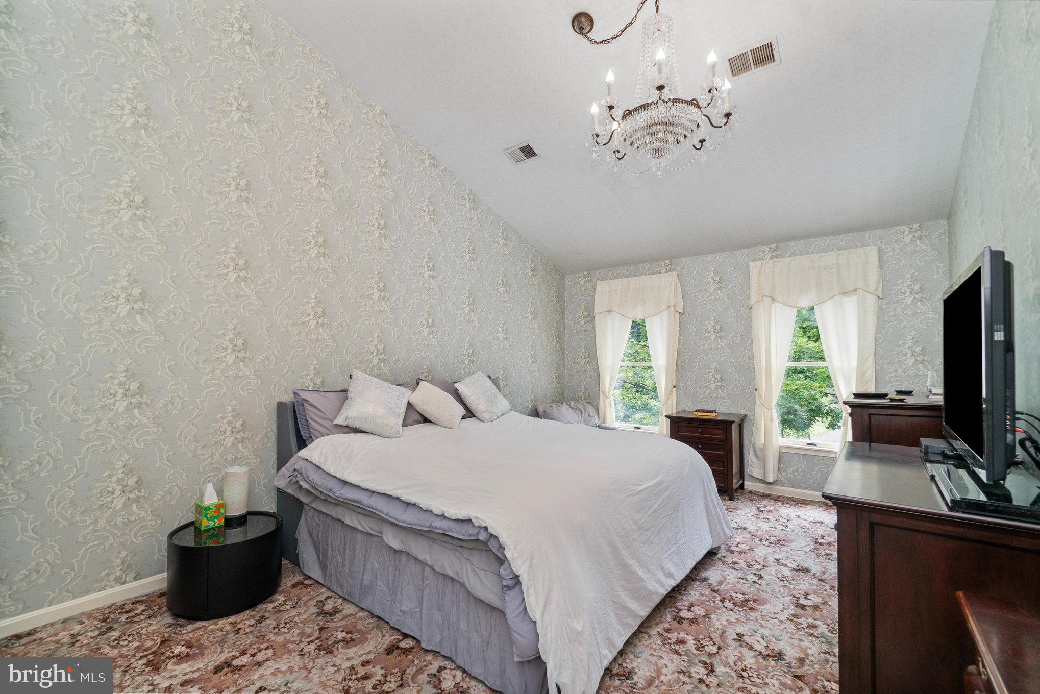 OAKTON - Residential