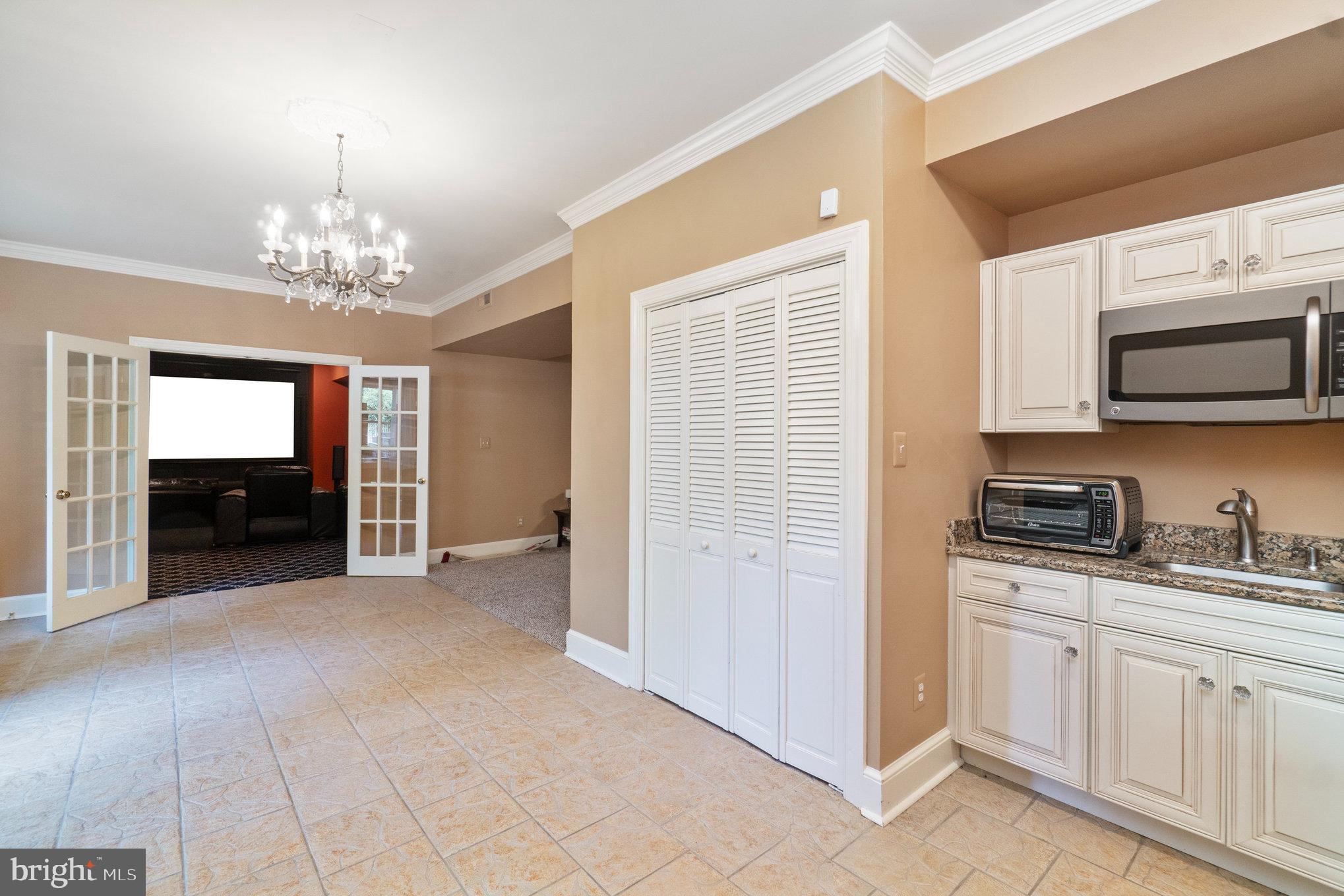 OAKTON - Residential