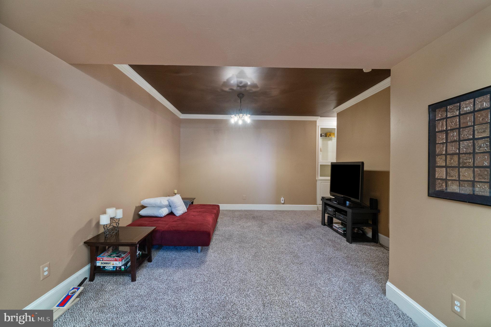 OAKTON - Residential