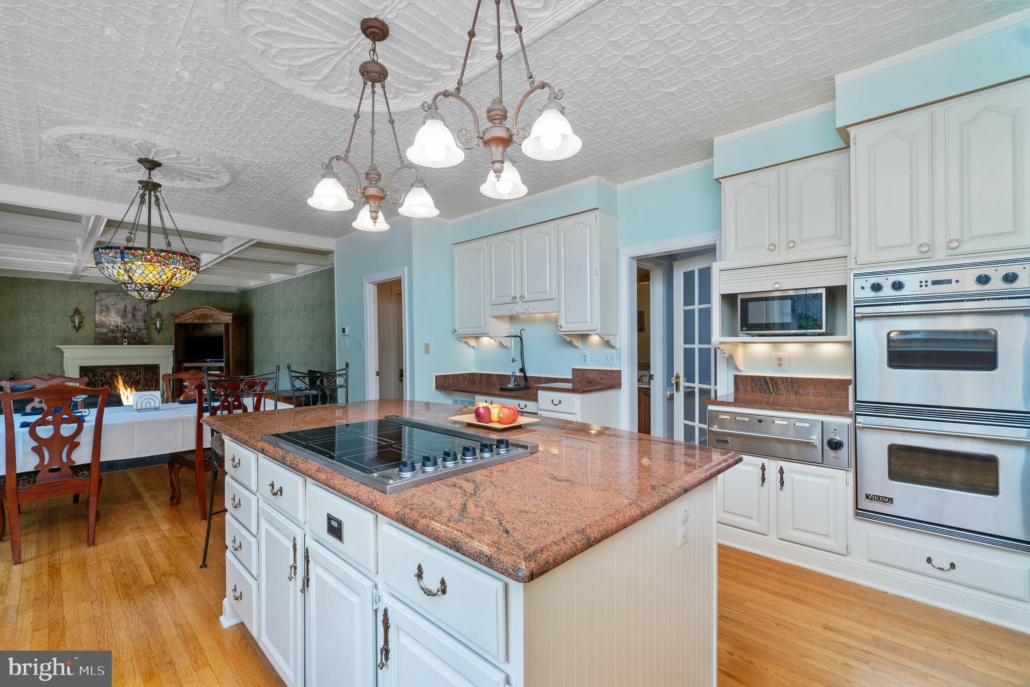 OAKTON - Residential