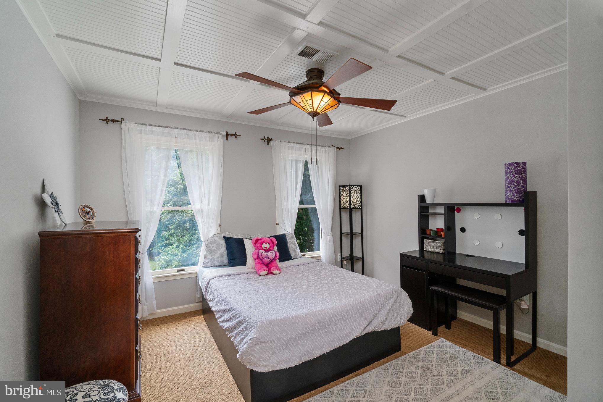 OAKTON - Residential