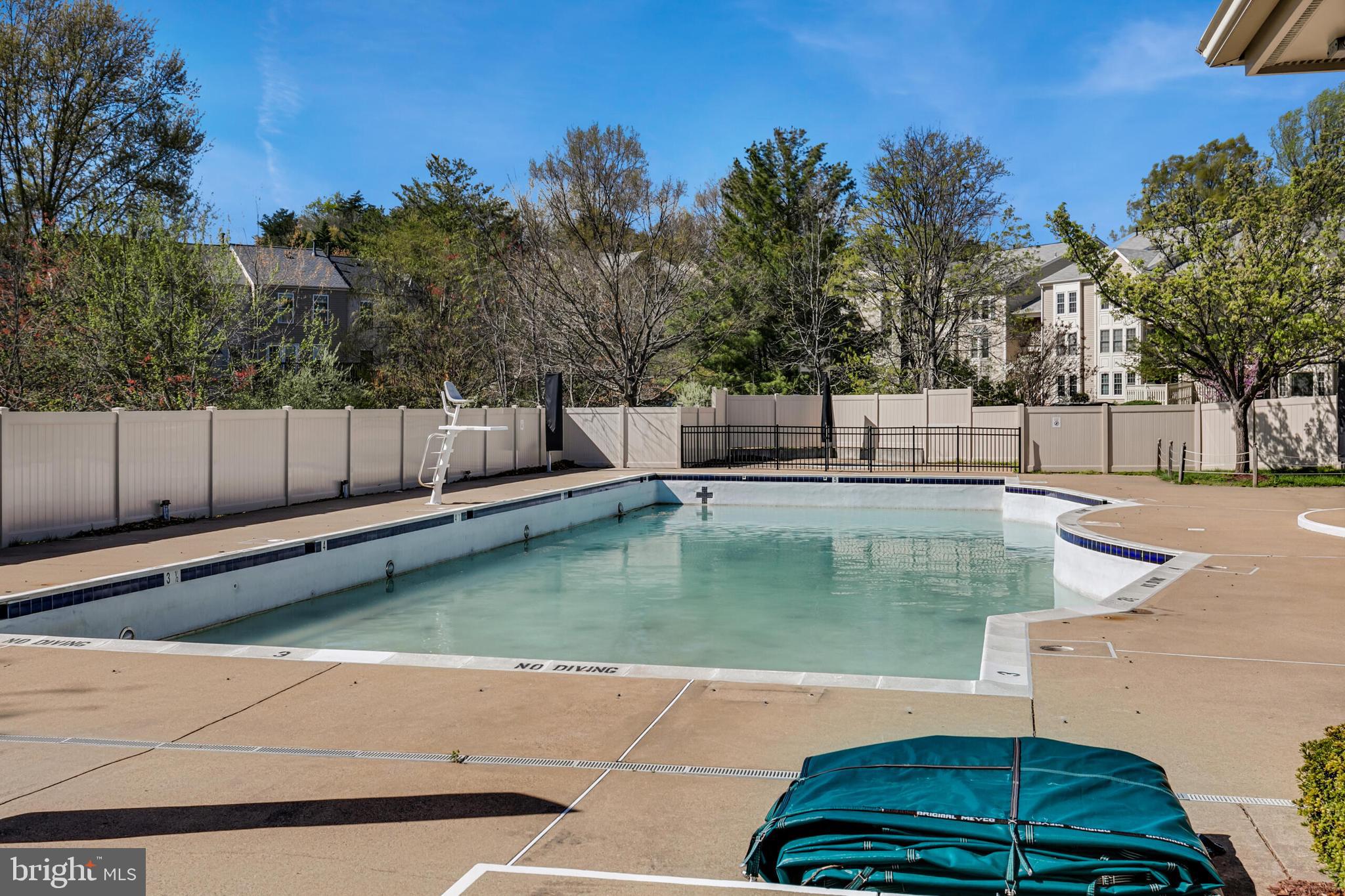 CEDAR LAKES - Residential