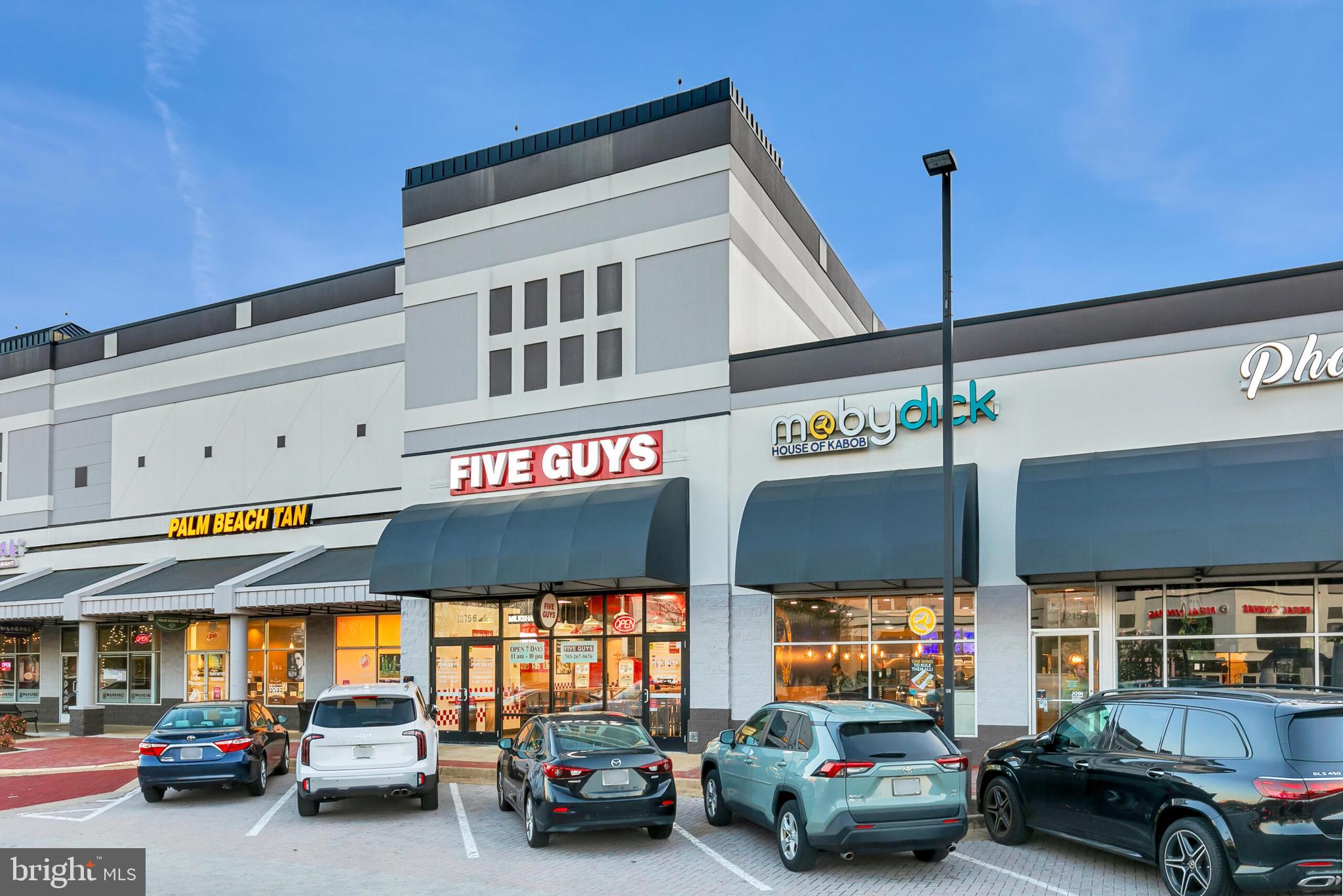 CEDAR LAKES - Residential