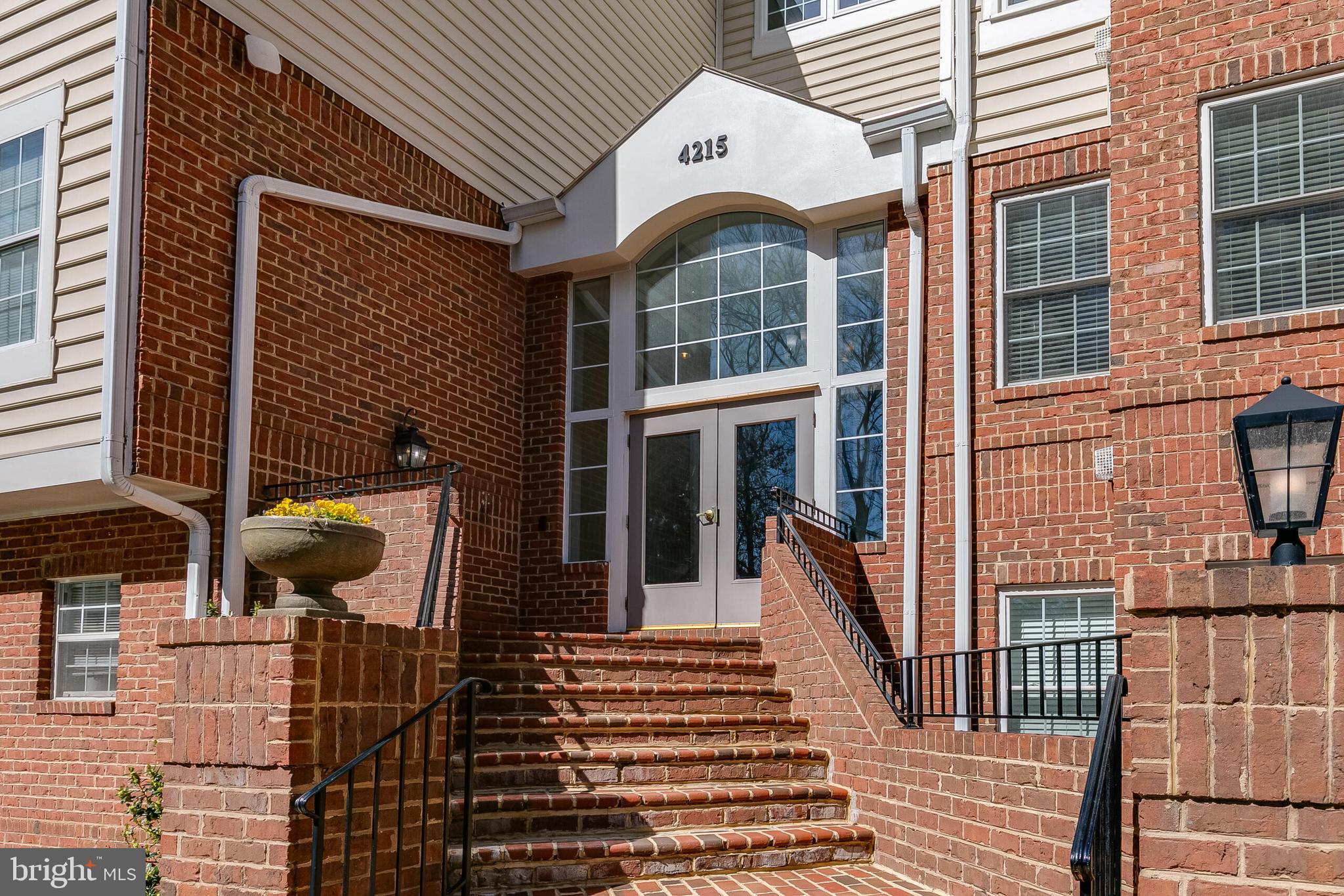 CEDAR LAKES - Residential