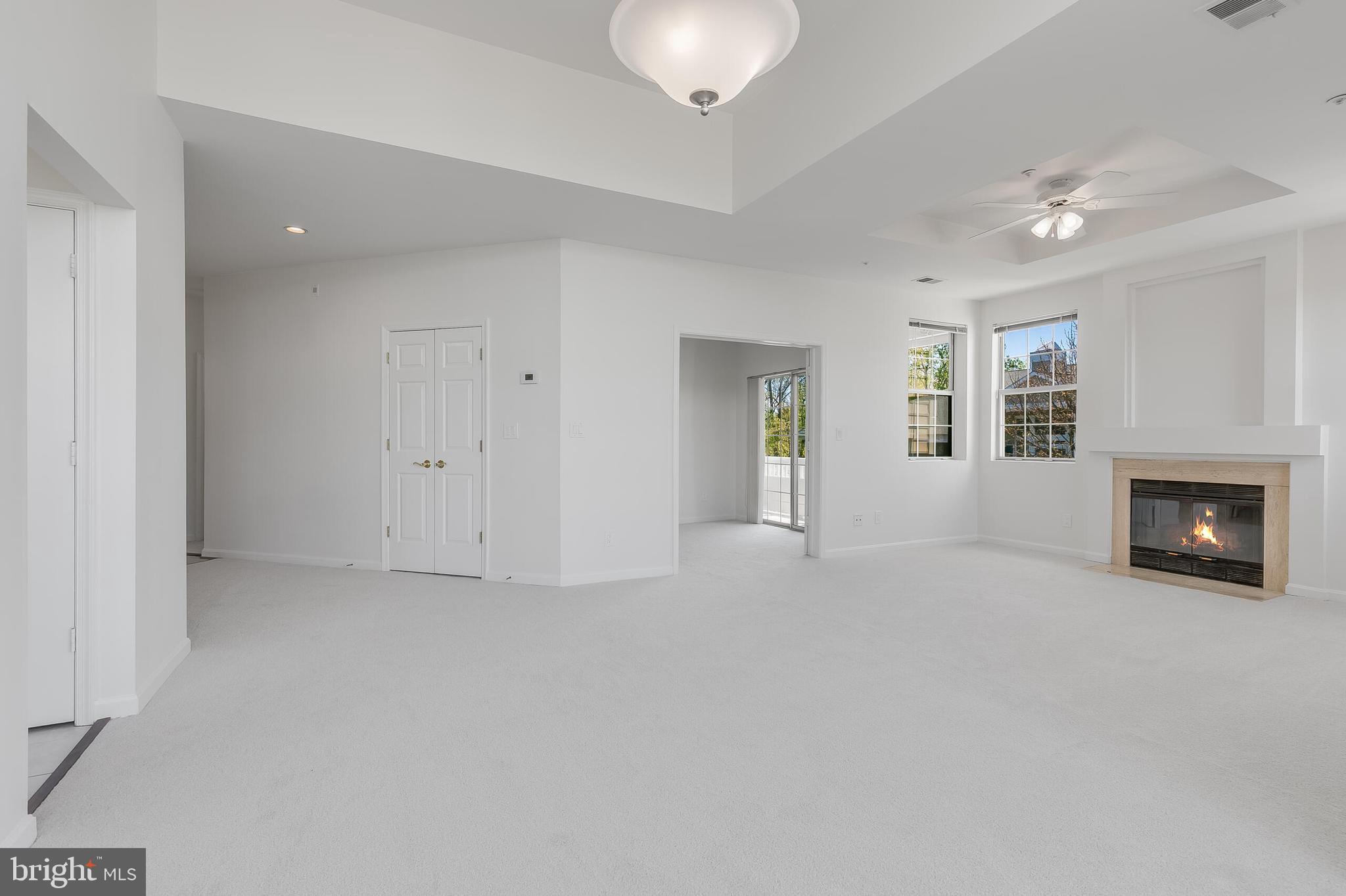 CEDAR LAKES - Residential