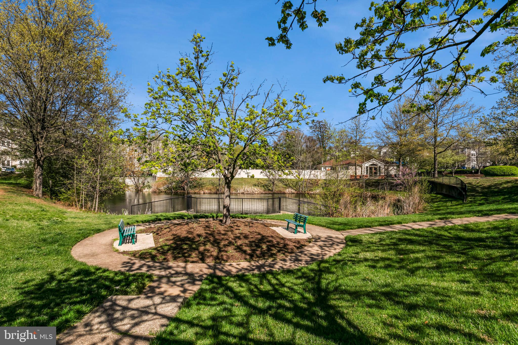 CEDAR LAKES - Residential