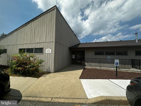 Photo of 525 Rt-70 Hwy, LAKEWOOD, NJ 08701 (MLS # NJOC2039208)