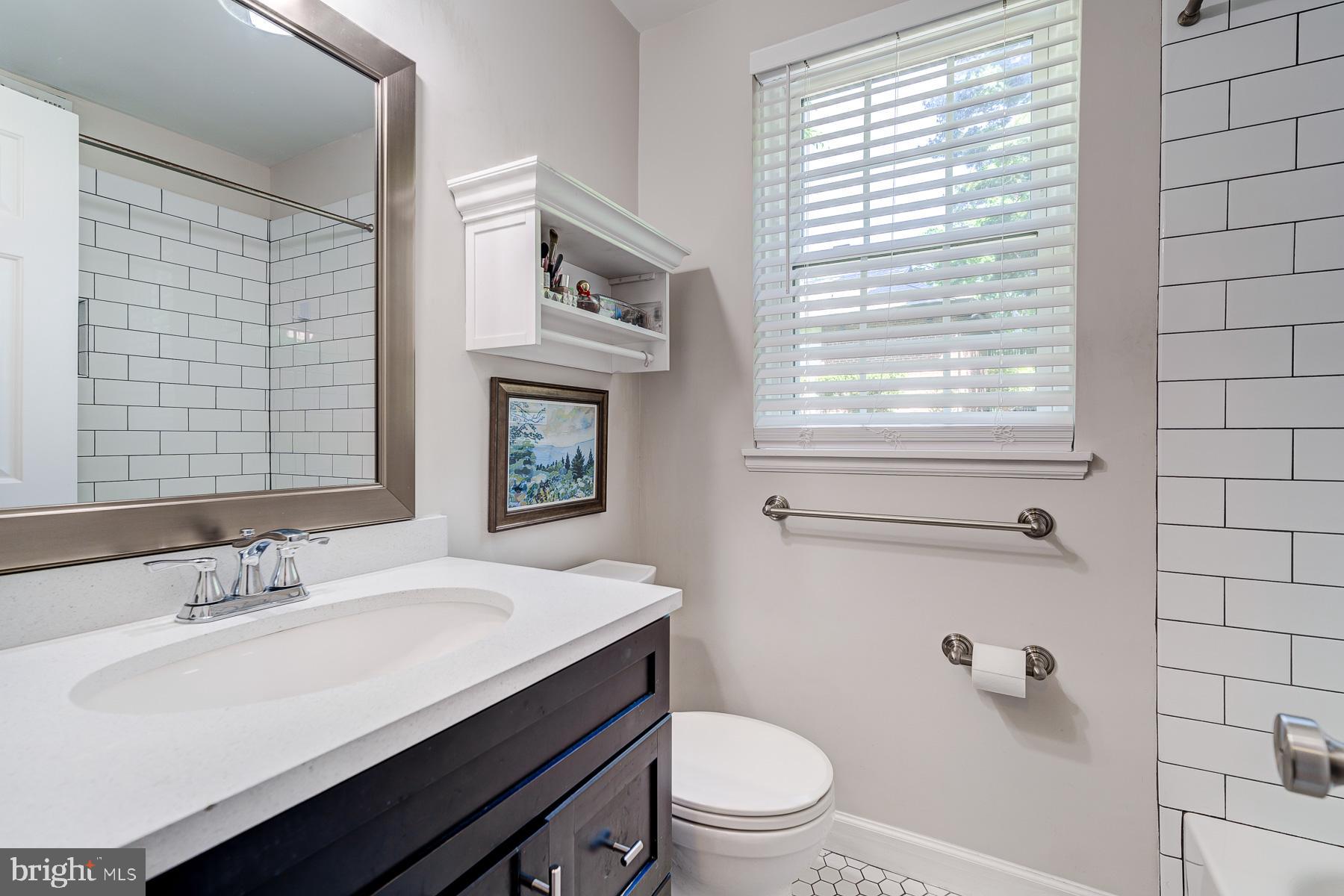 FAIRLINGTON VILLAGE - Residential