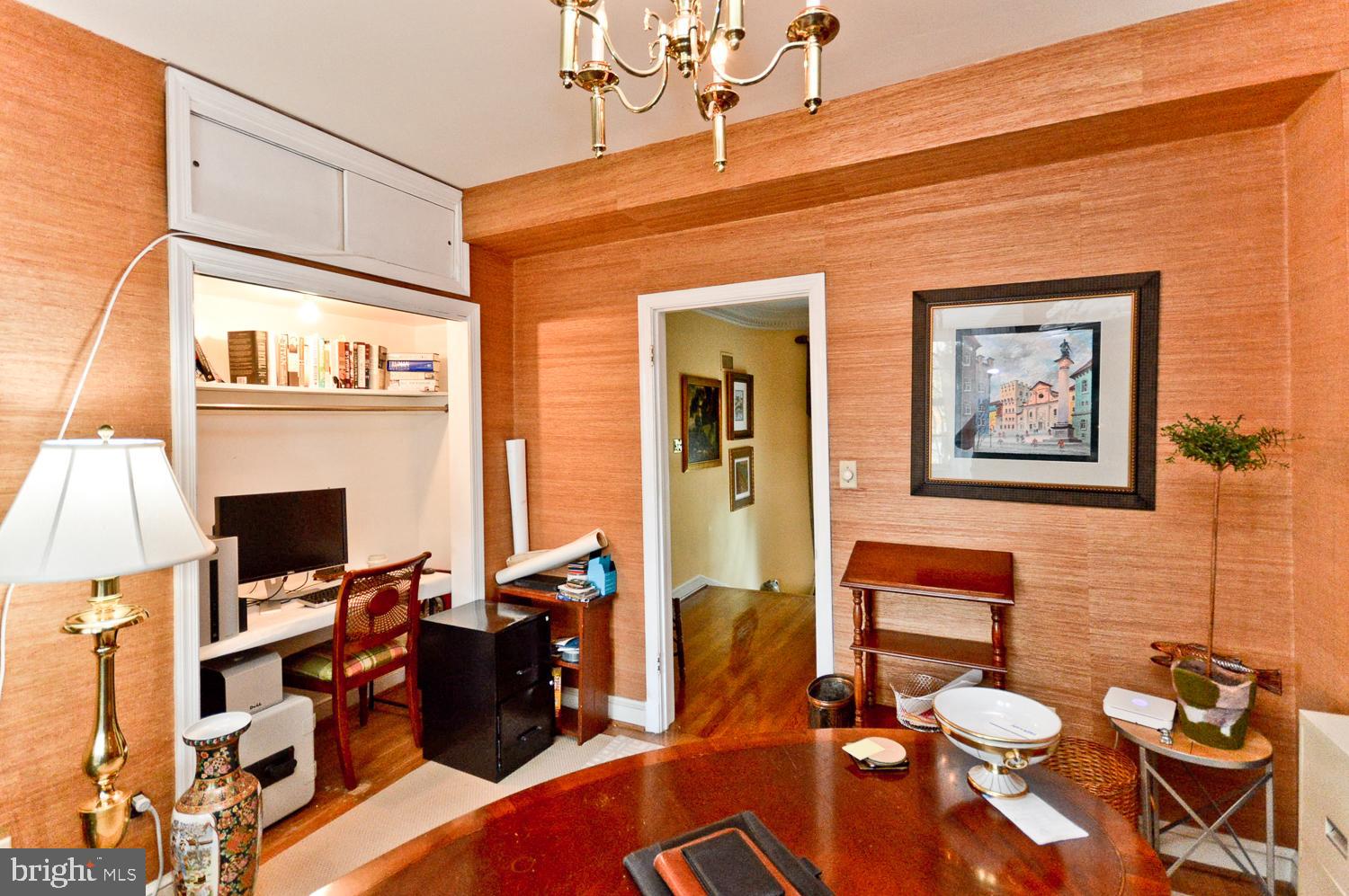 MIDDLEBRIDGE - Residential