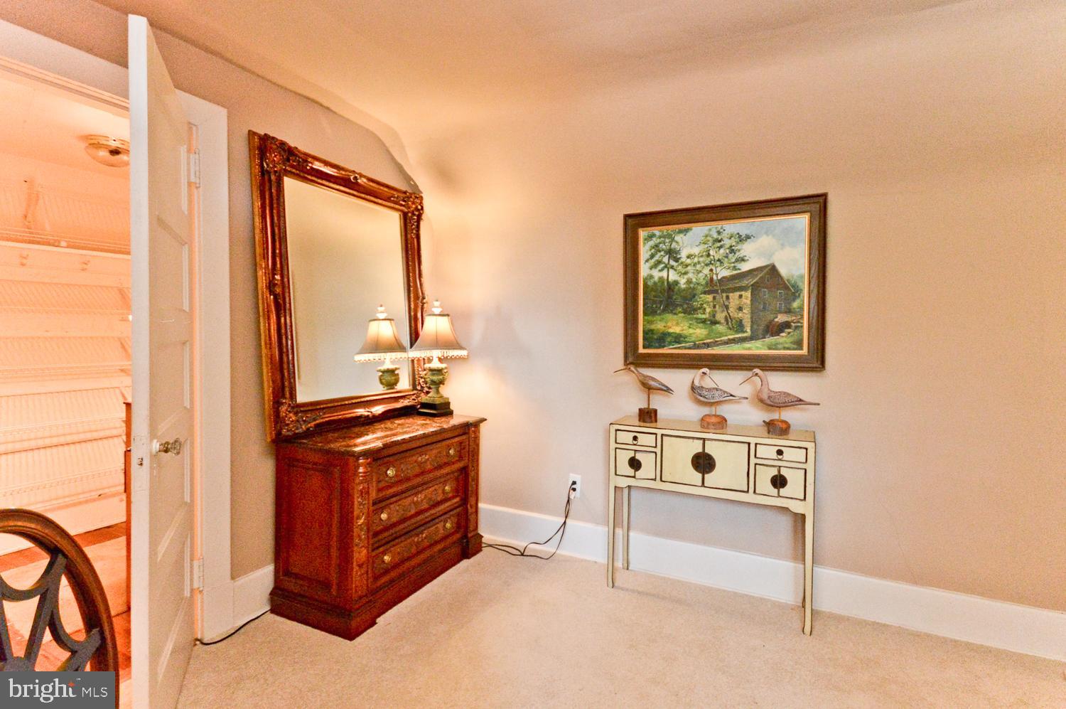 MIDDLEBRIDGE - Residential