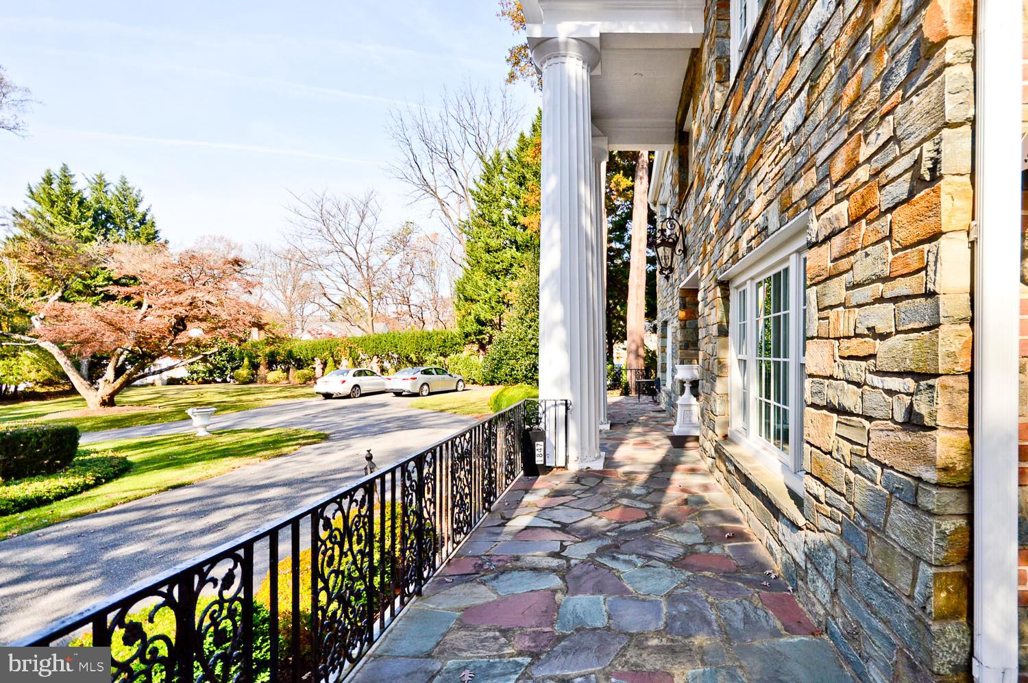 MIDDLEBRIDGE - Residential