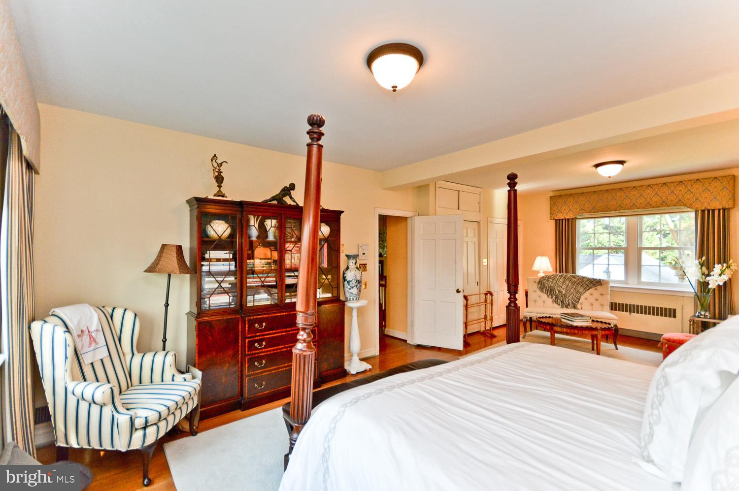 MIDDLEBRIDGE - Residential